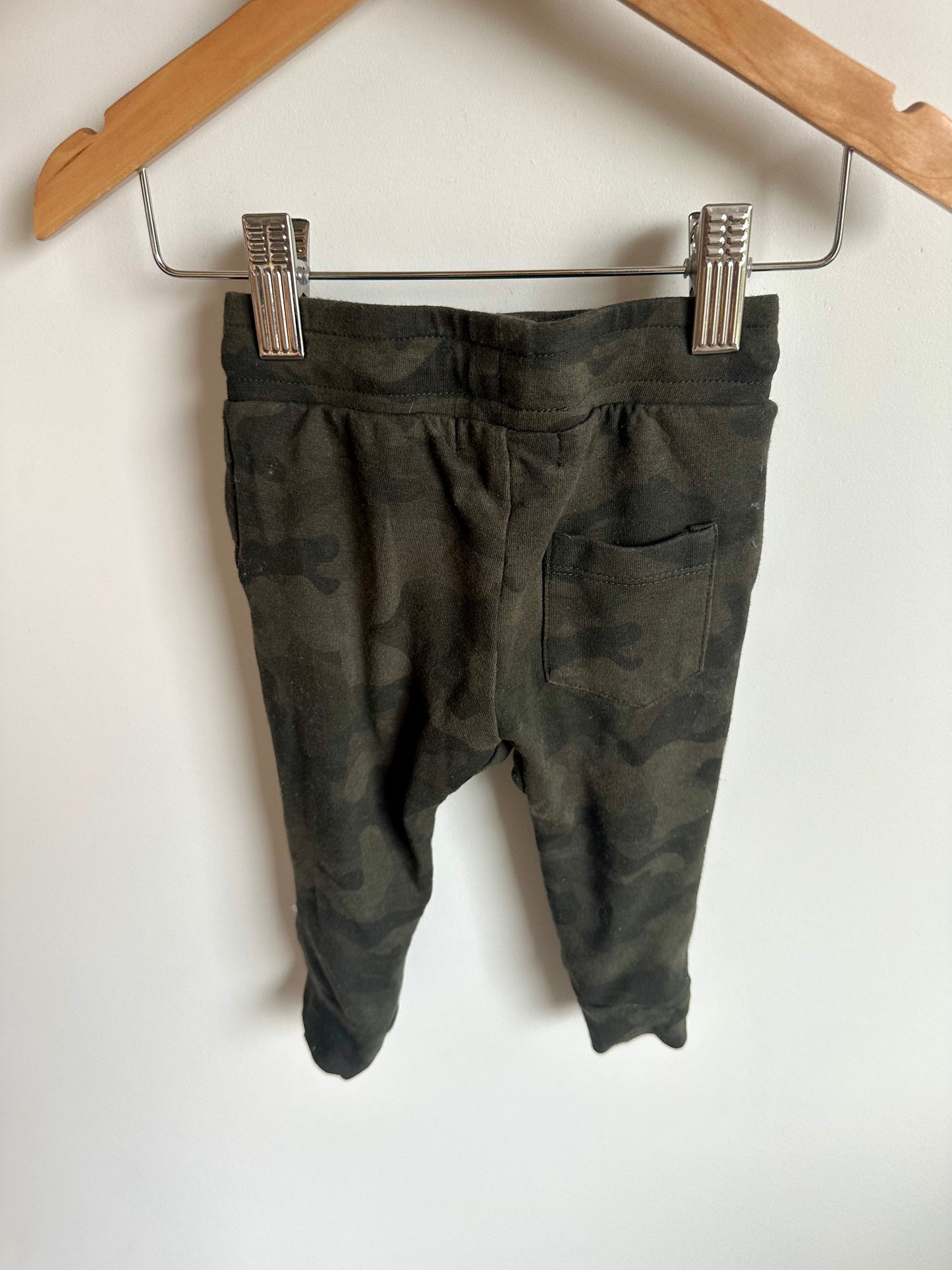 Made In Canada Camo Pants / 6-12m