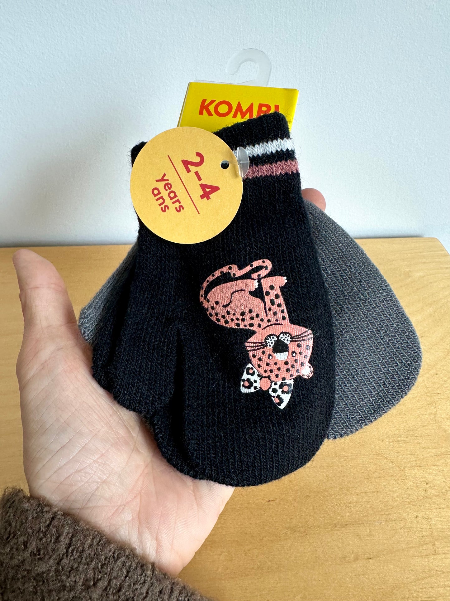 Kombi Animal Mits (With Tags) / 2-4T