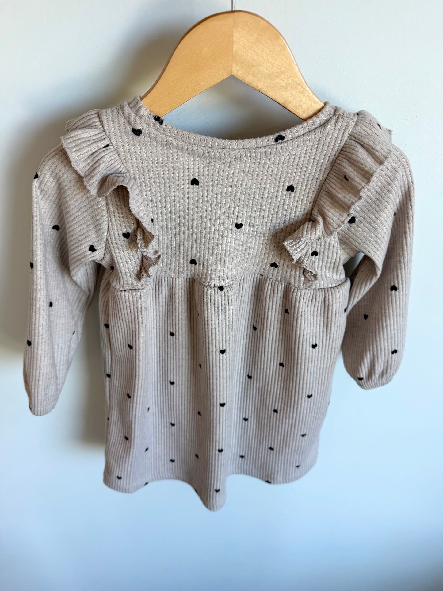 Ribbed Tan Heart Dress / 18-24m