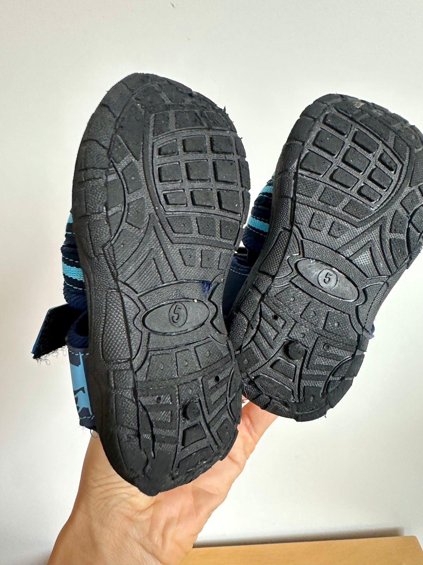 Blue Strap Sandals / Size 5 Toddler