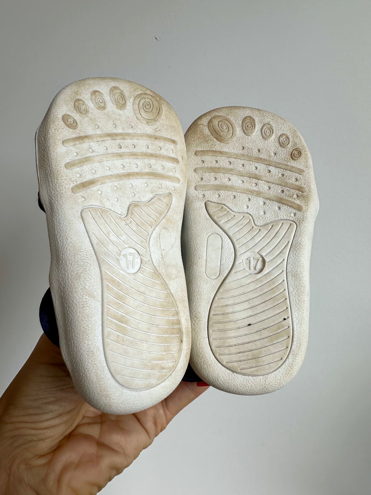 Fish Navy Sandals / 6-9m