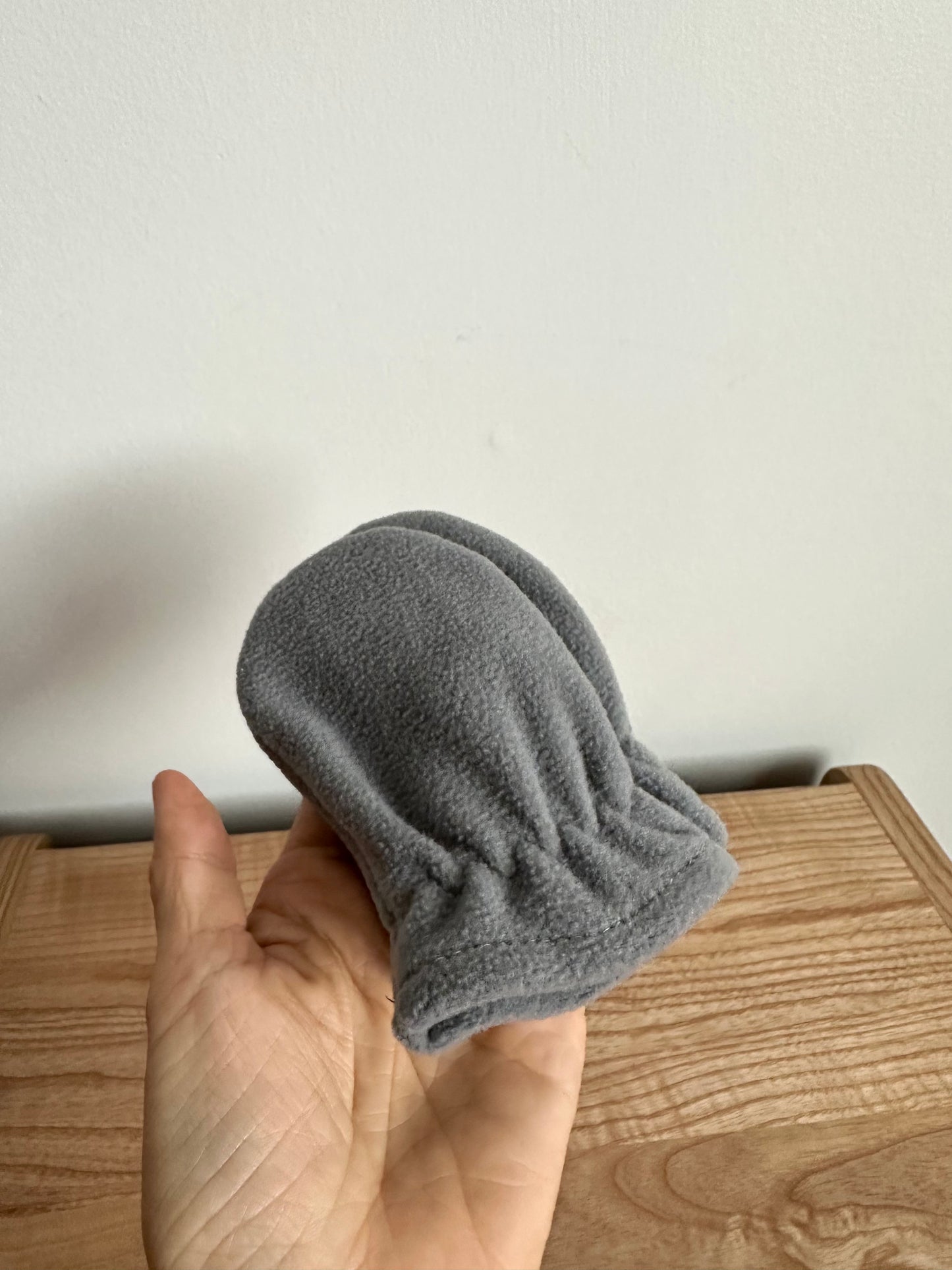 Grey Fleece Mittens / 0-12m