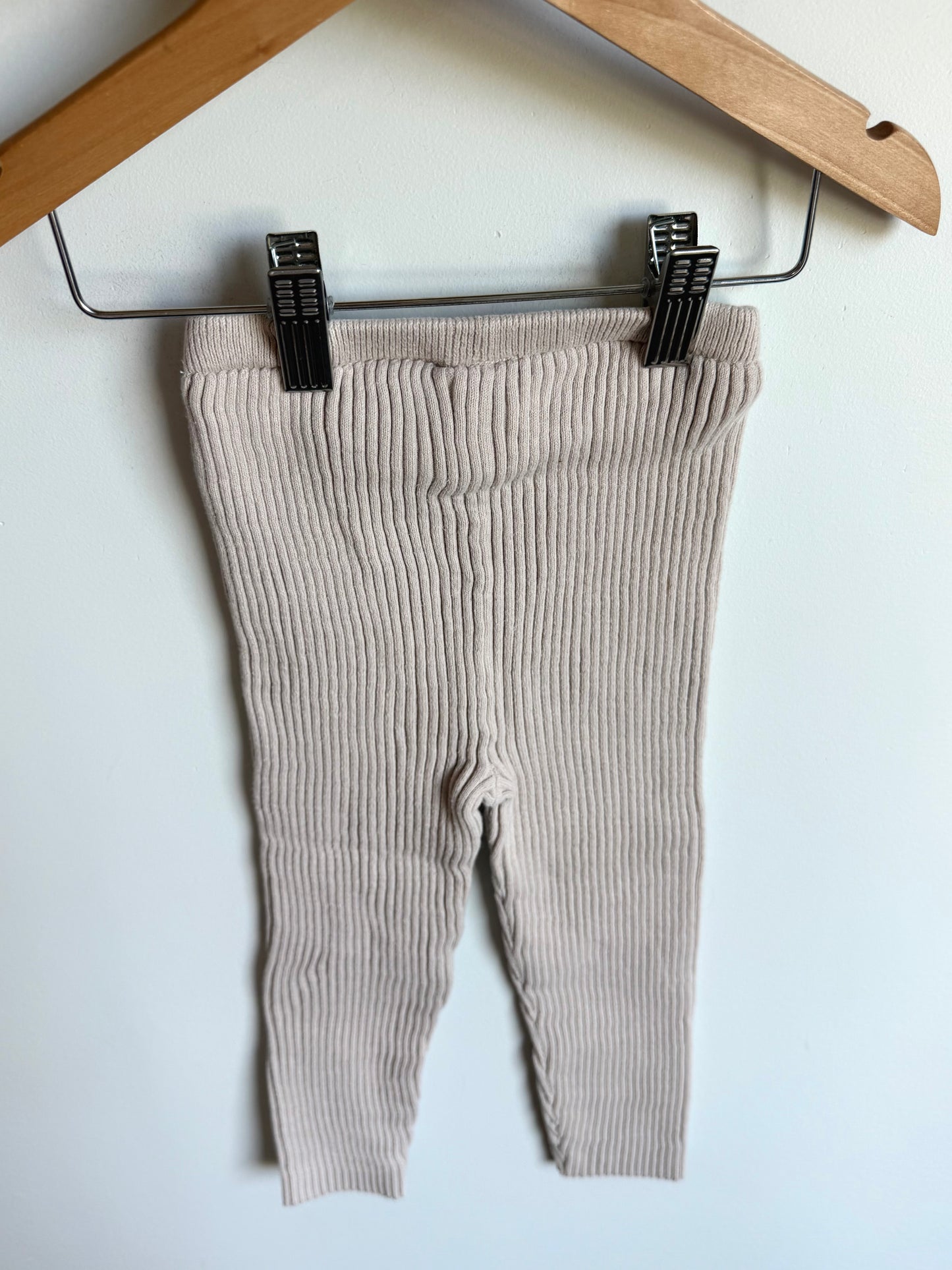 H&M Oat Thick Ribbed Leggings / 18m-2T