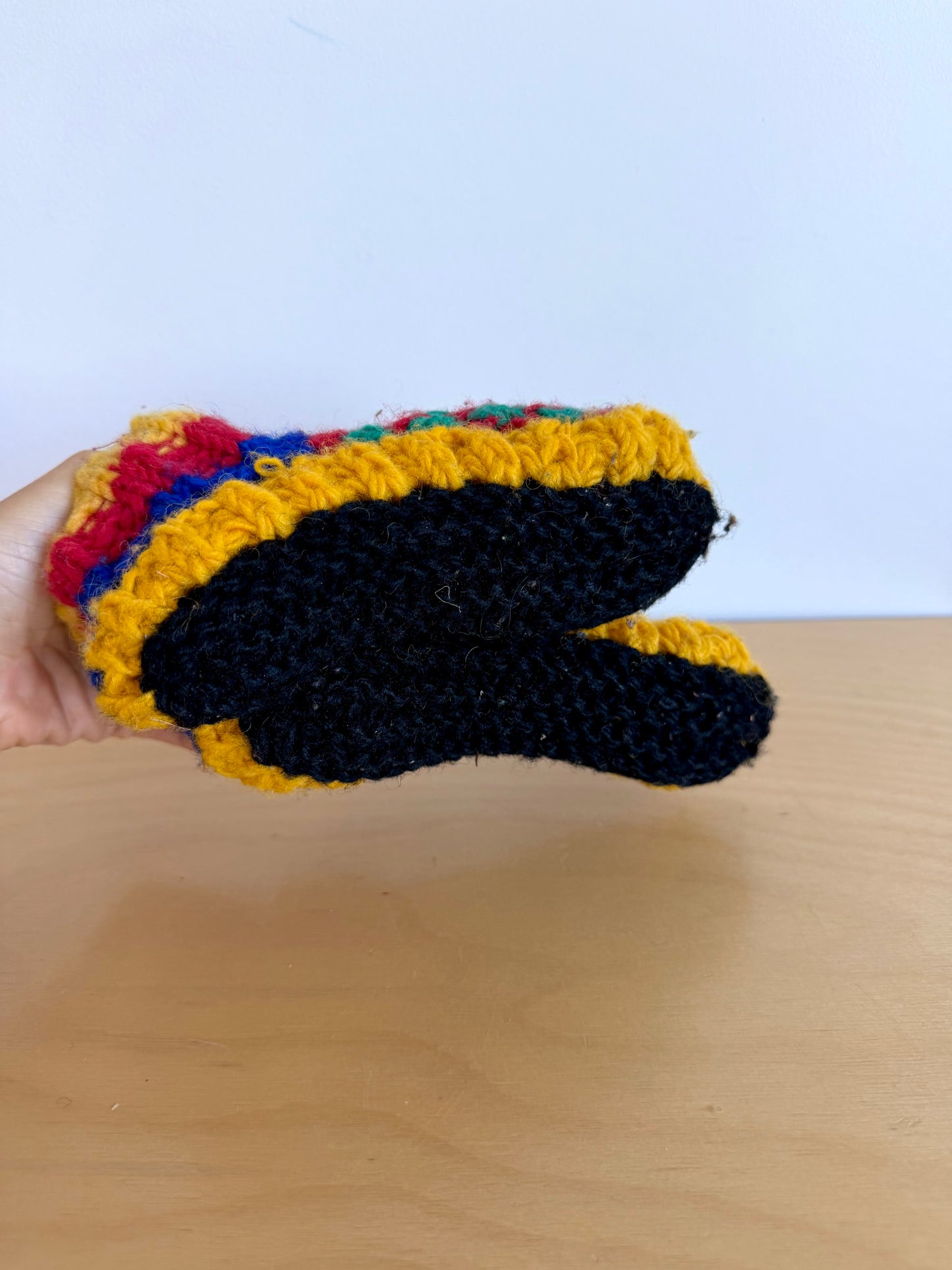 Made In Nepal Wool Slippers / Size 5-6 Toddler?