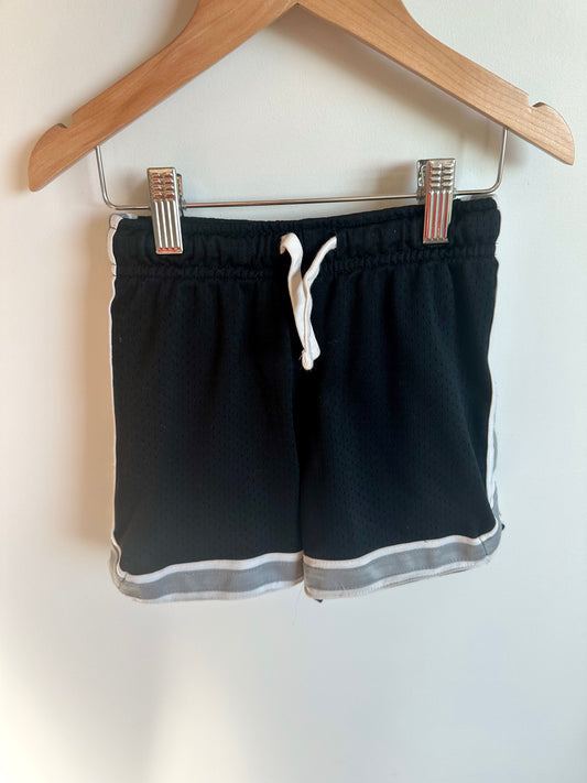 OshKosh Black + Grey Shorts / 3T