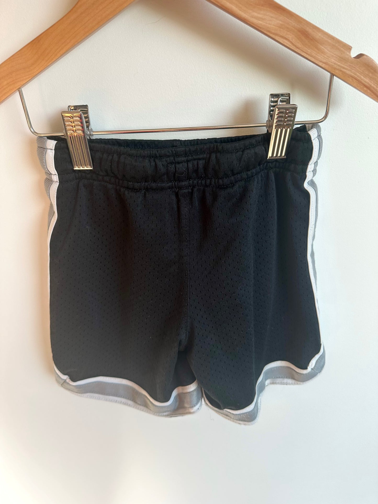 OshKosh Black + Grey Shorts / 3T