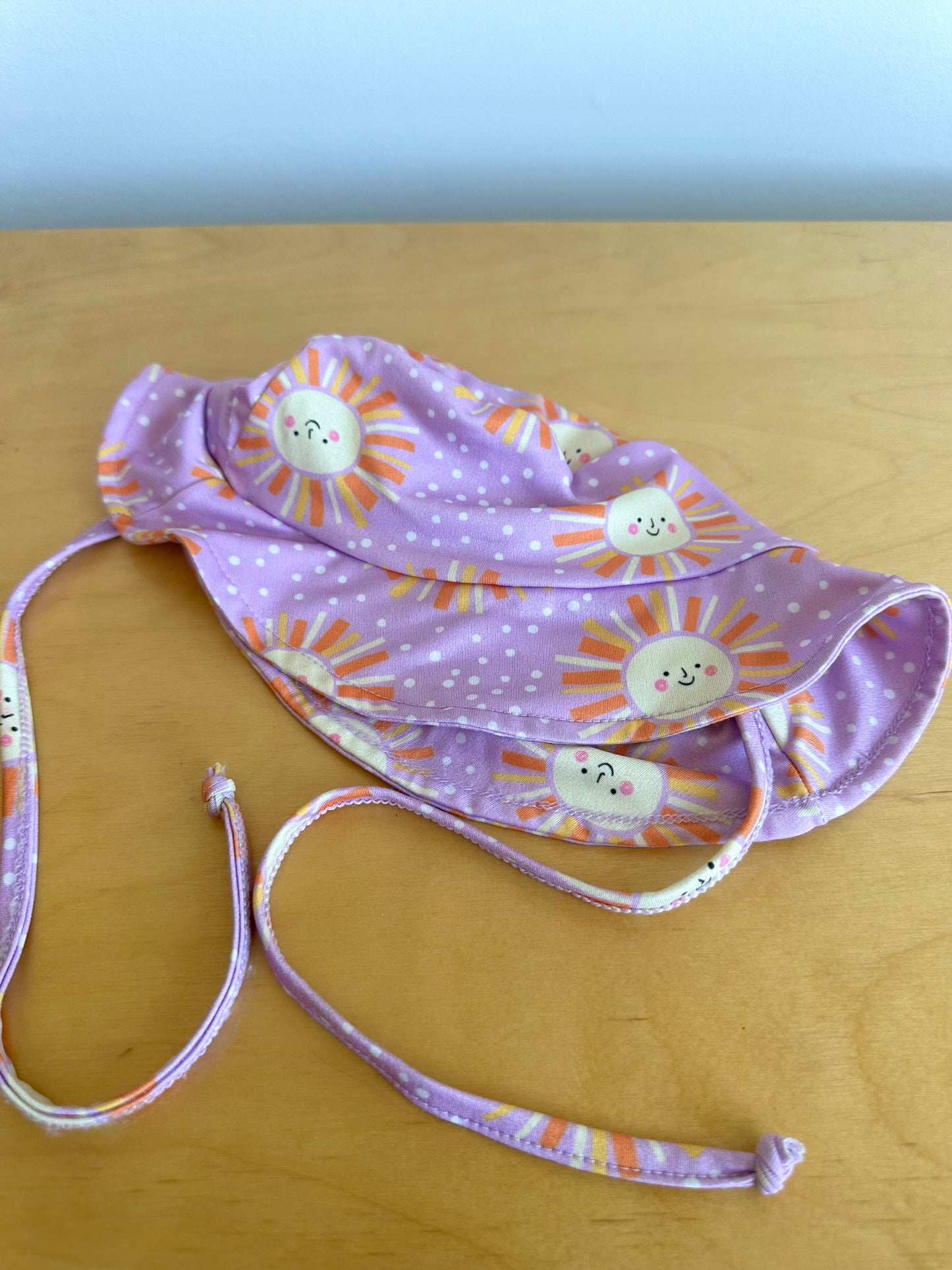 Purple Sun Hat / 3-6m?
