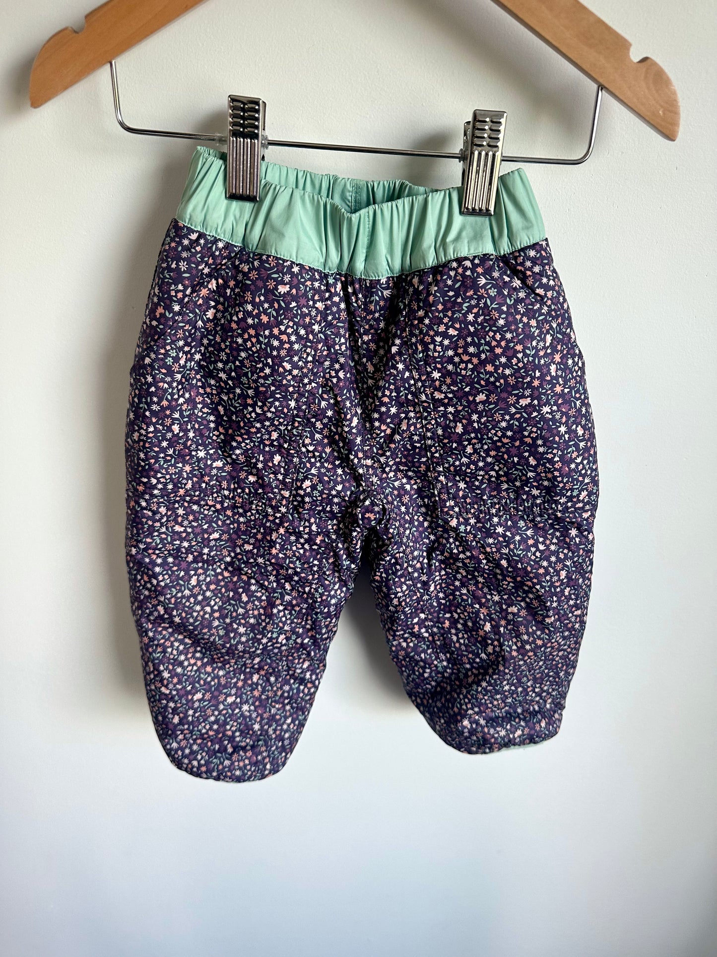 Patagonia Outdoor Floral Pants / 6-12m