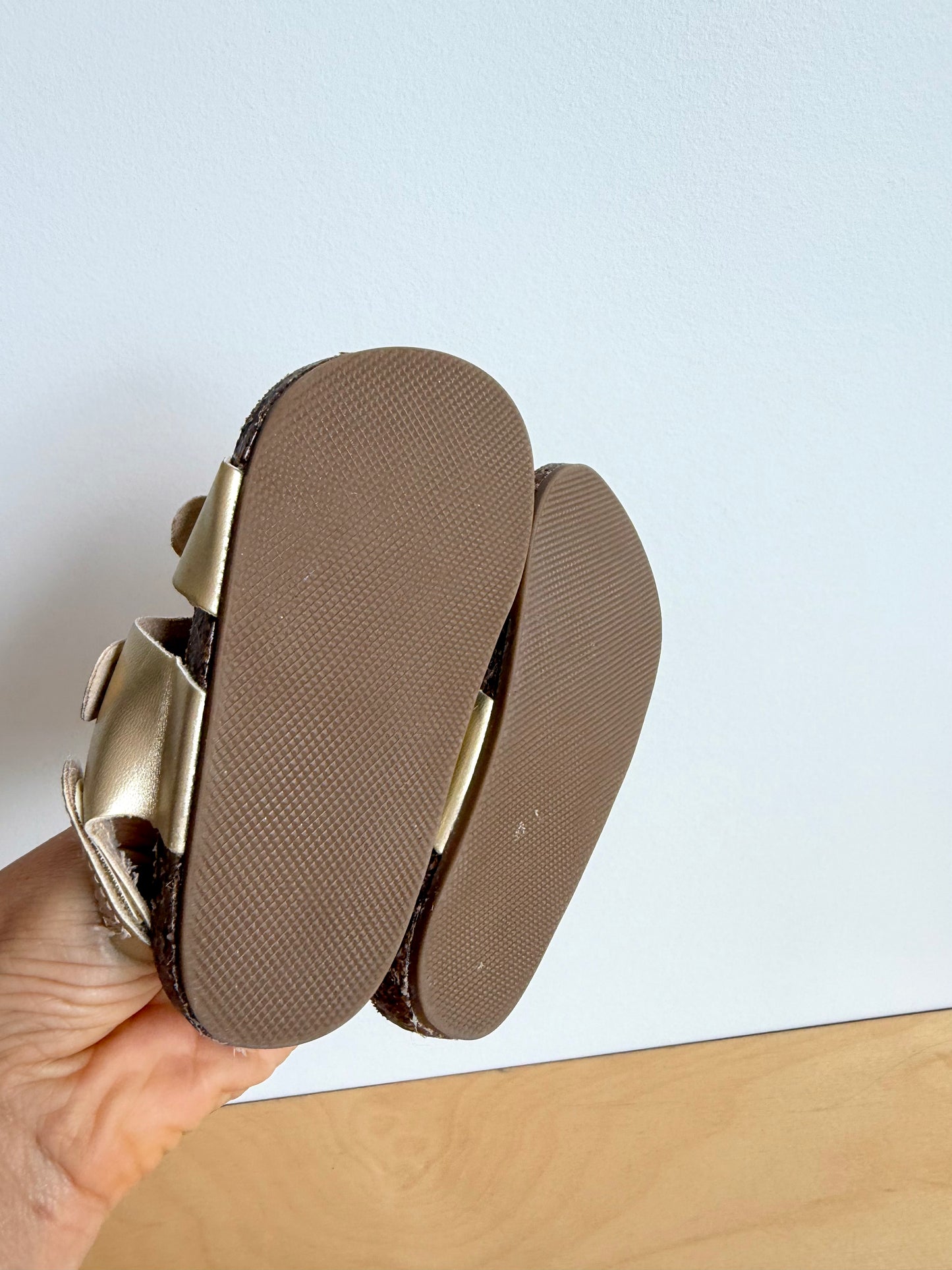 Gold Strap Sandals / 12-18m