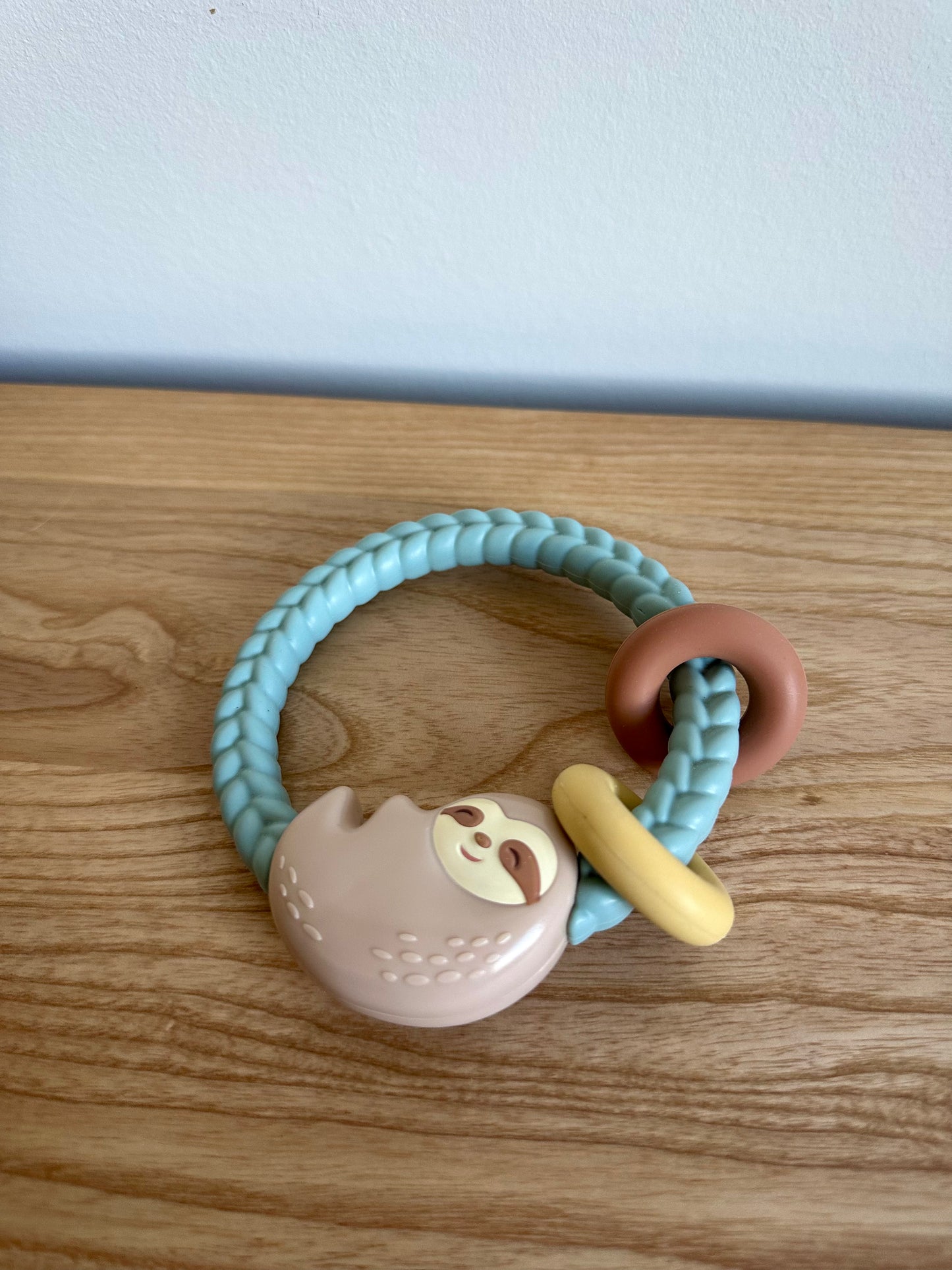 Sloth Grab Ring Toy