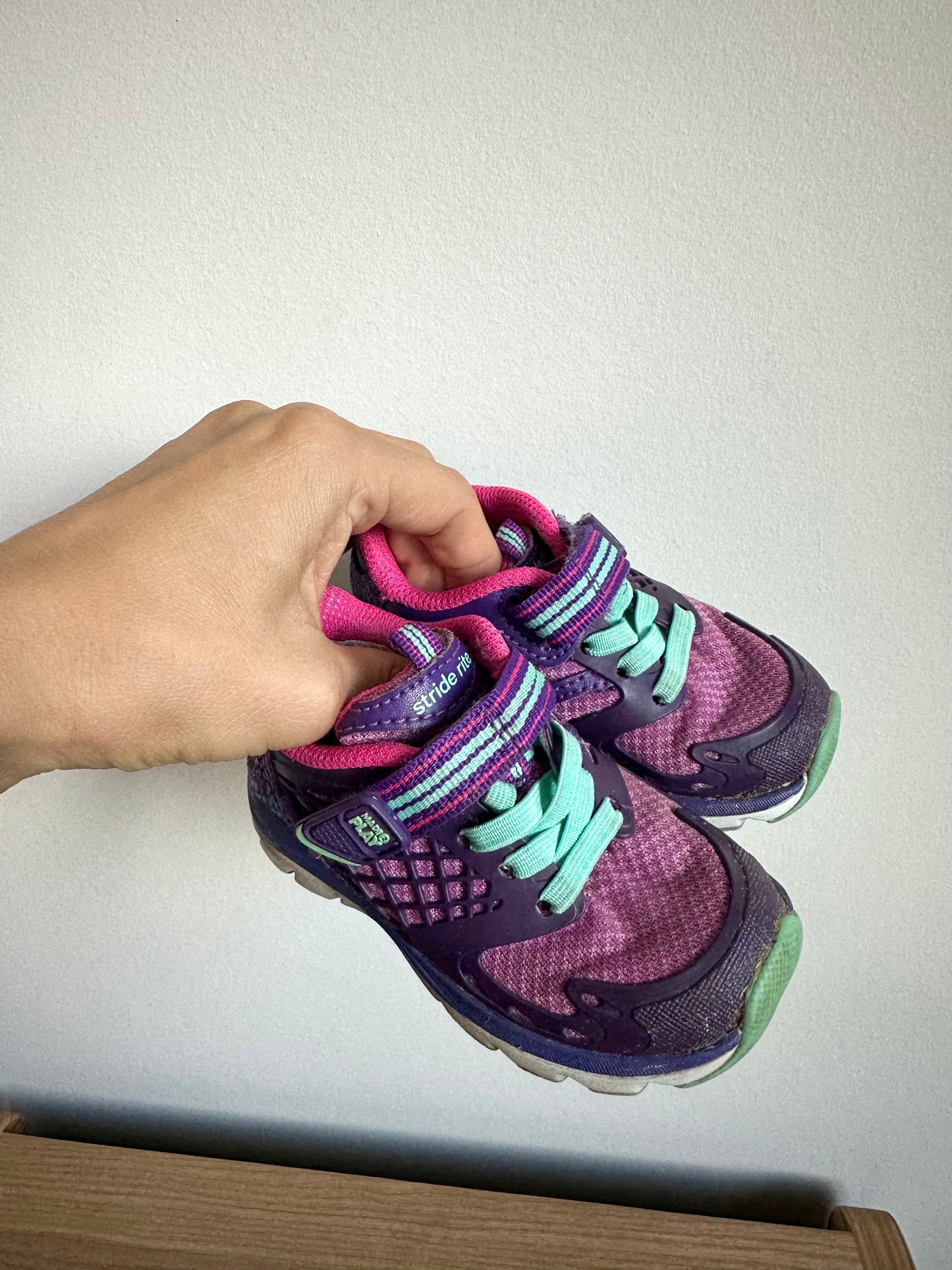 Stride Rite Purple Sneakers / Size 4 Toddler