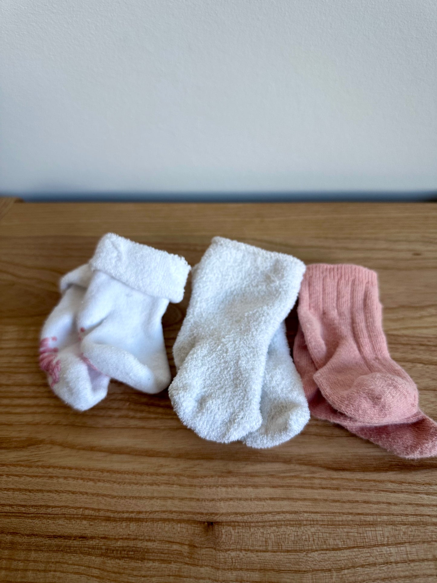 Converse, White + Pink Socks / 0-6m