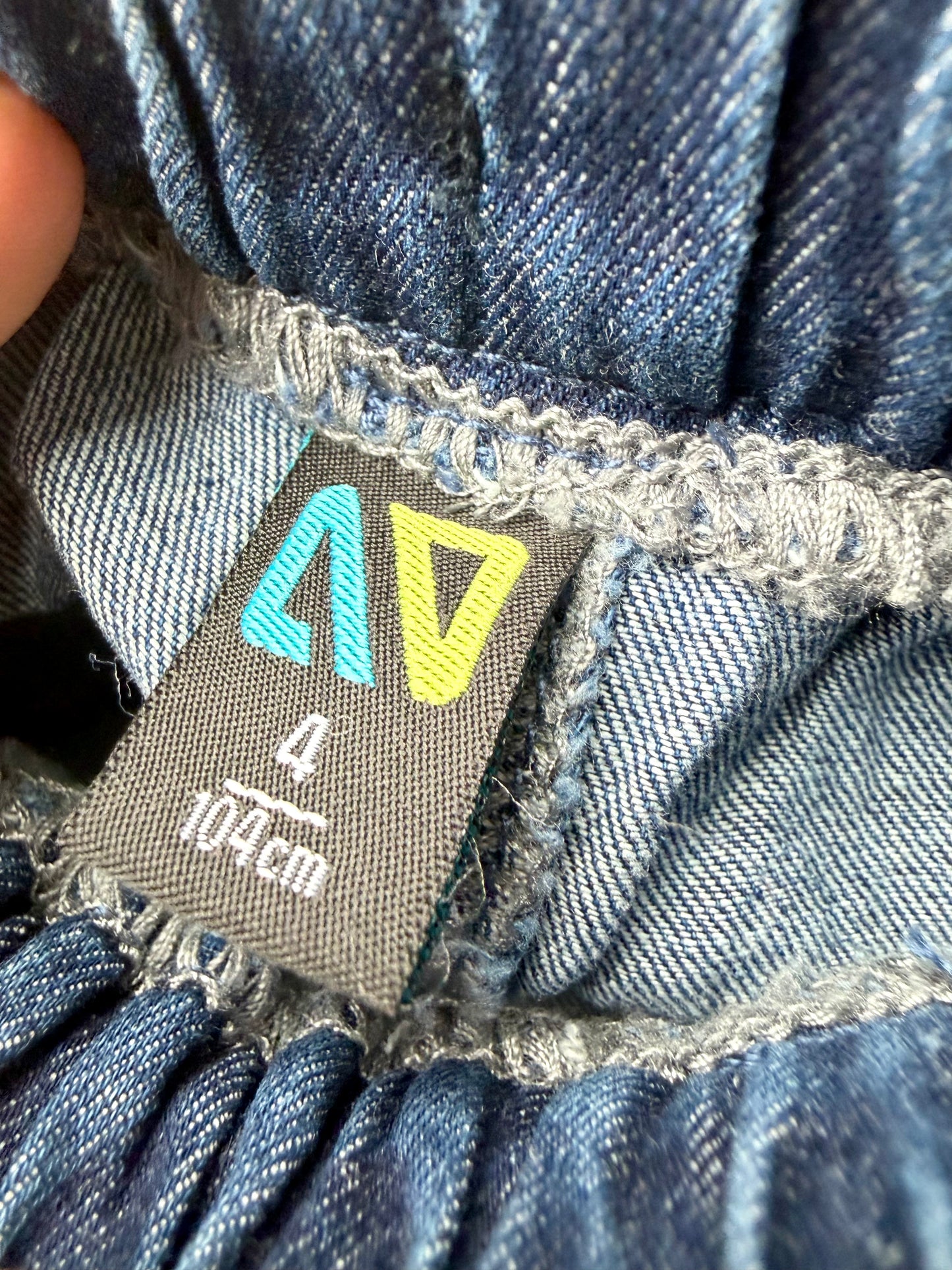 Dark Denim Jeans with Bow Detail Pockets / 4T