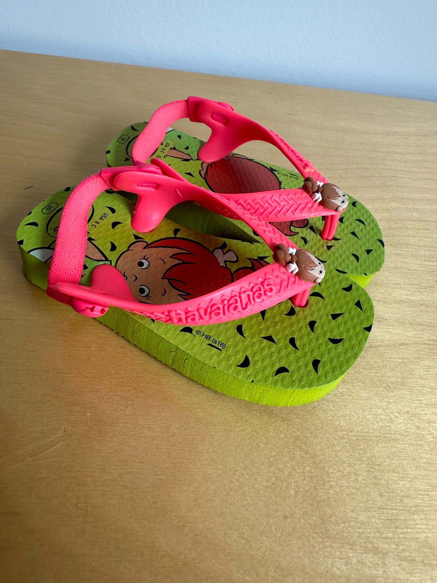 Pebbles Havaianas / Size 6 Toddler