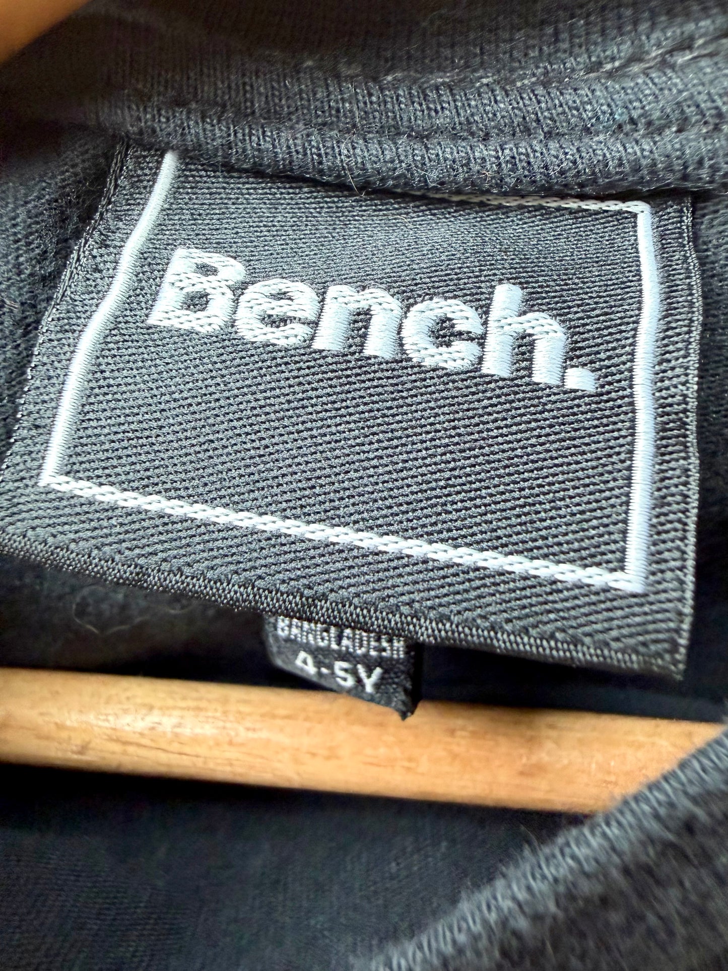 Bench Long Sleeve Top (PLAY) / 4-5T