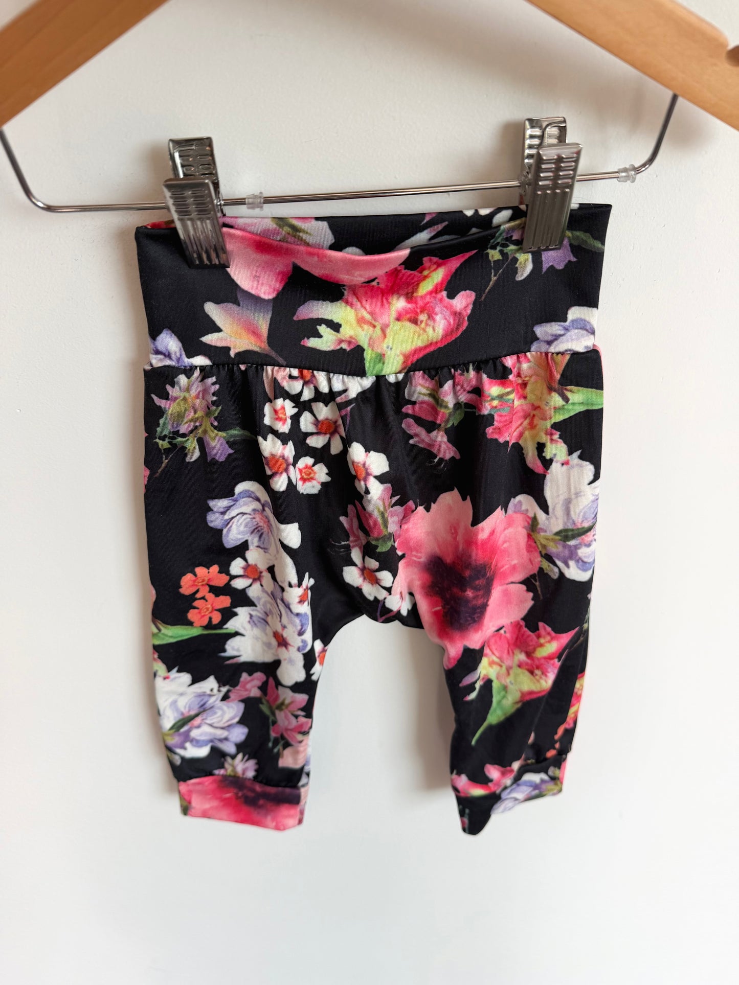 Black Floral Pants / 6-9m
