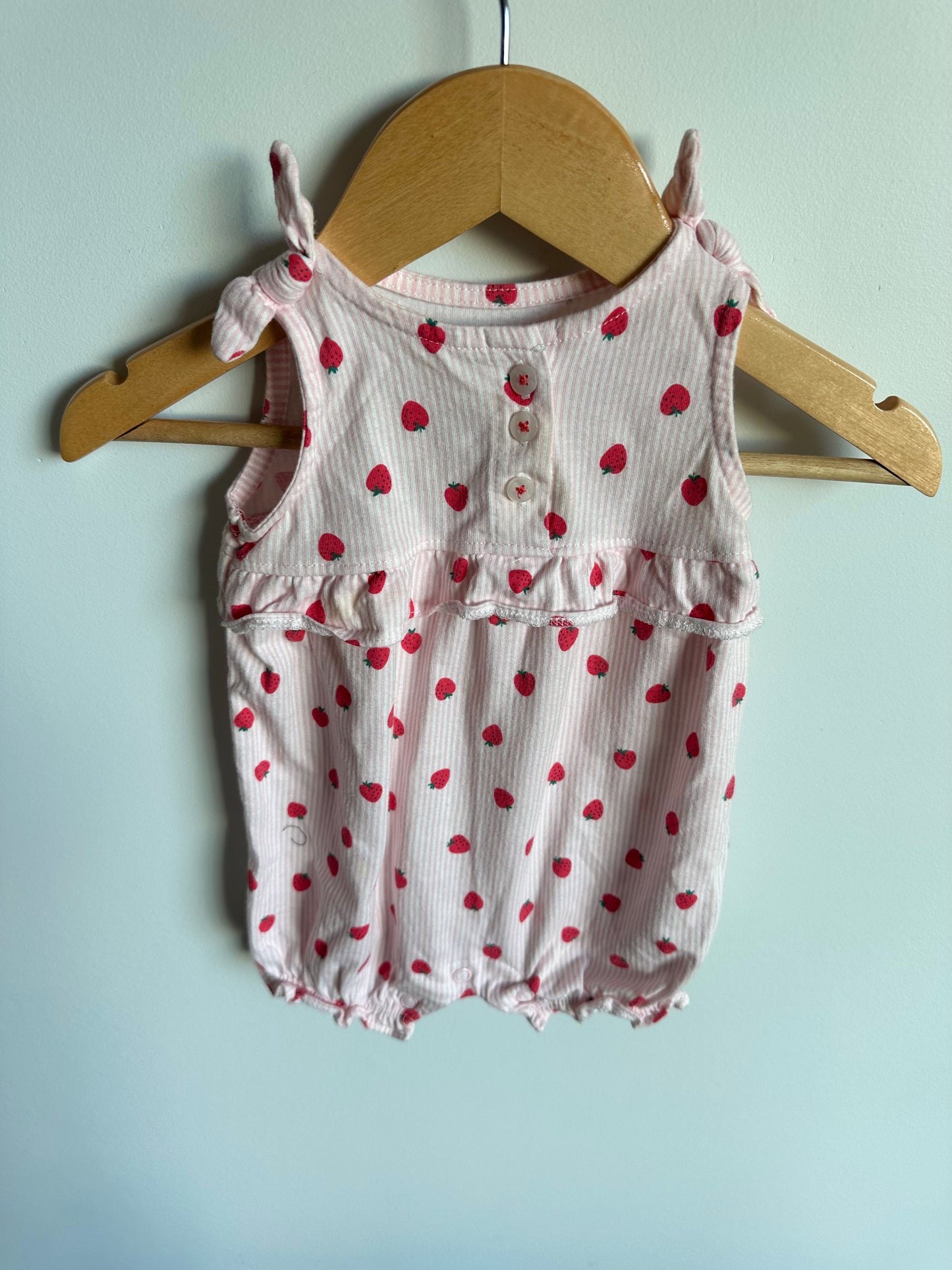 Strawberry Romper / 3m