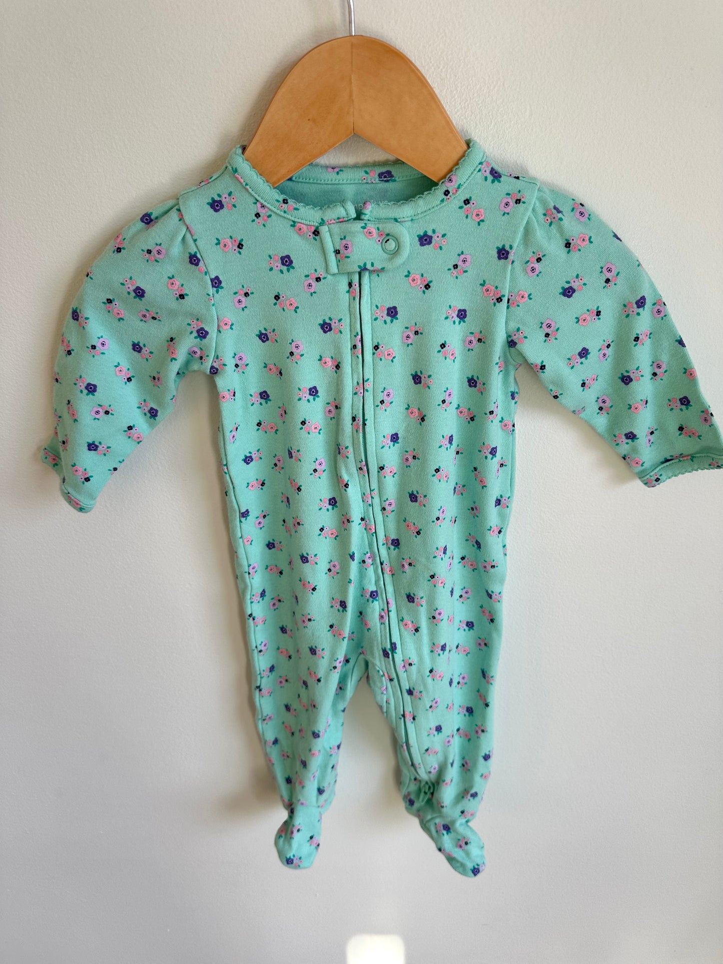 Footed Blue Floral Sleeper / 3-6m