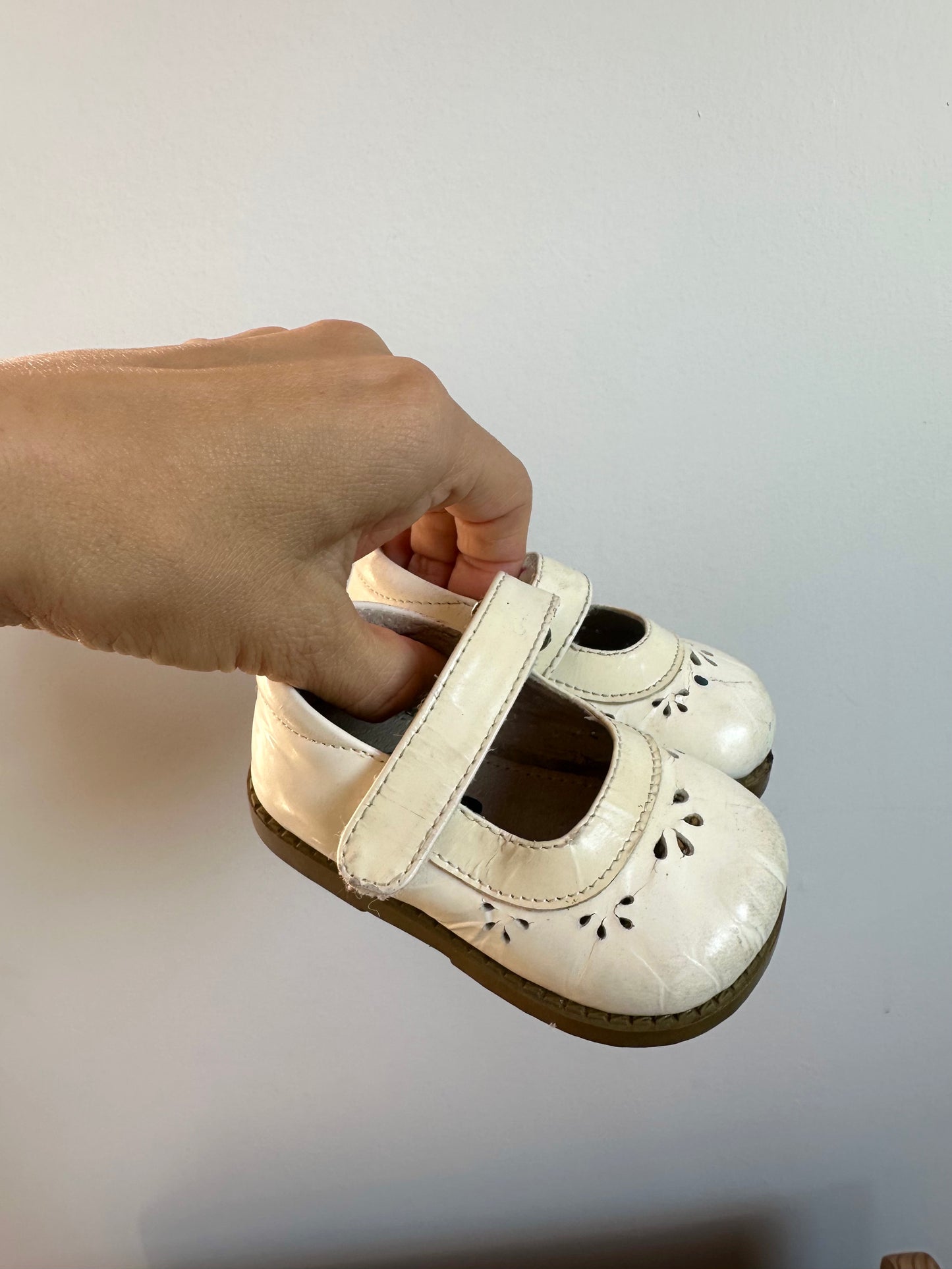White Mary Janes / Size 3 Infant