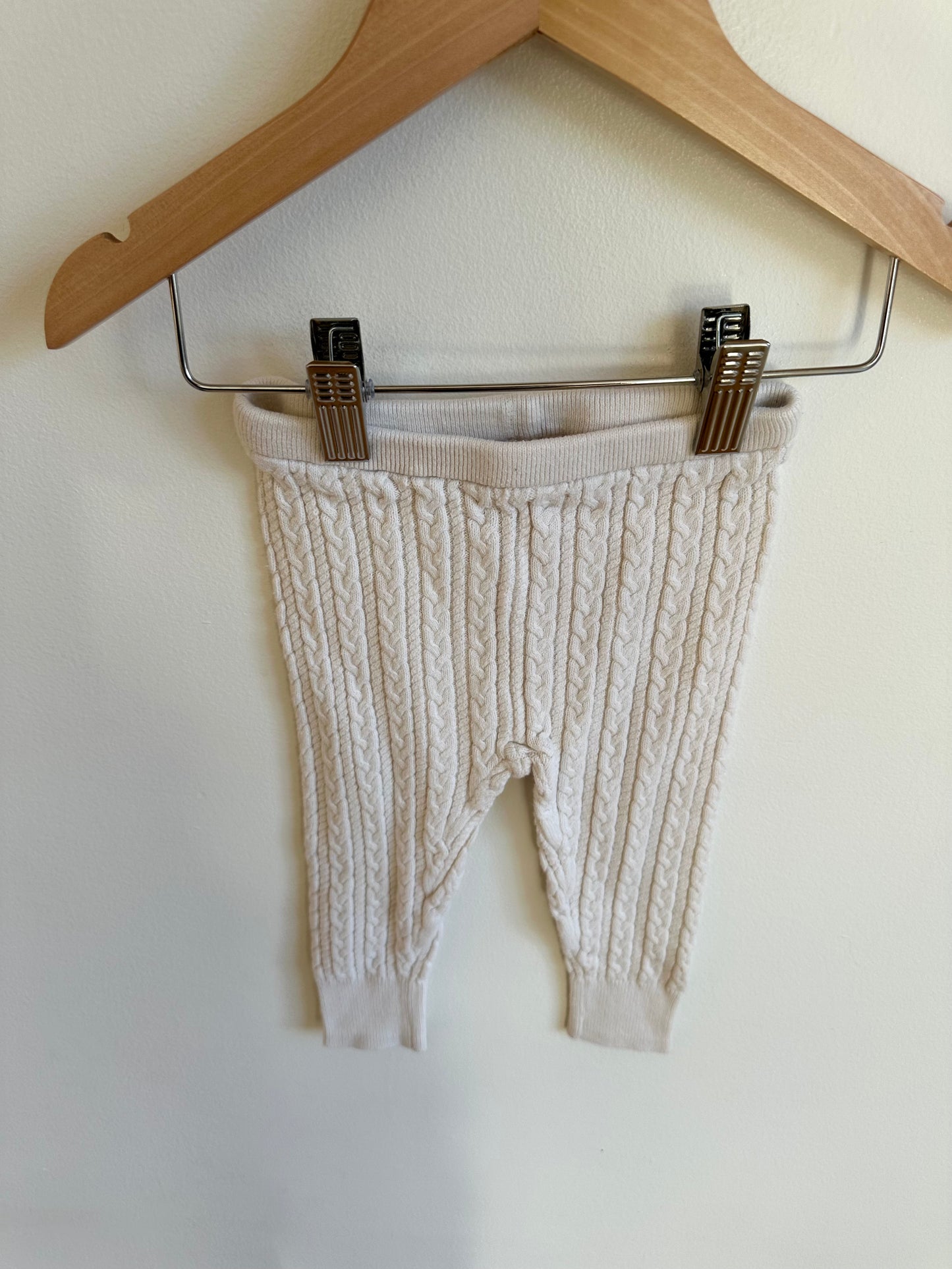 Cream Ribbed Leggings / 6-12m