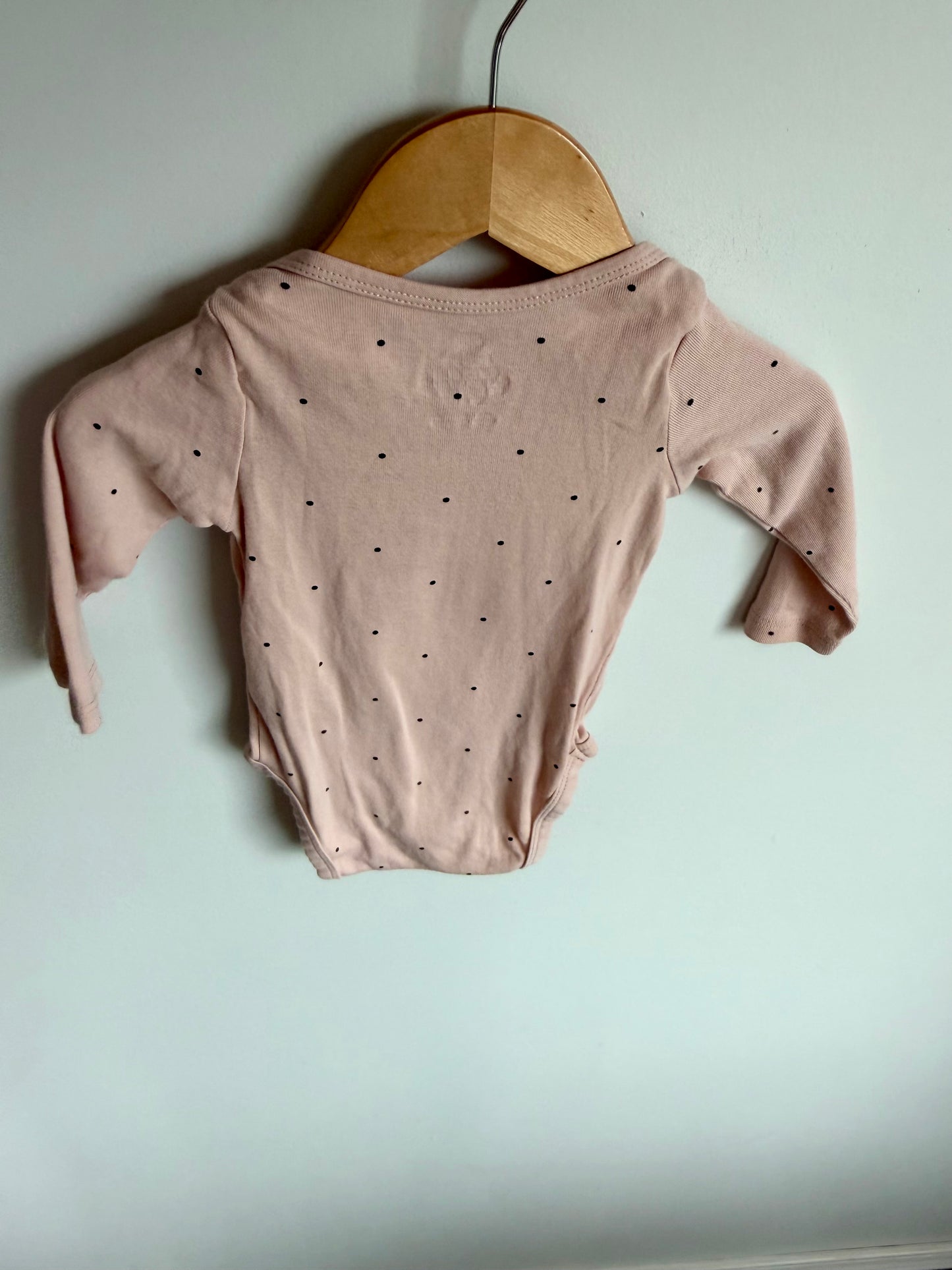Pink Dotted Bodysuit / 4-6m