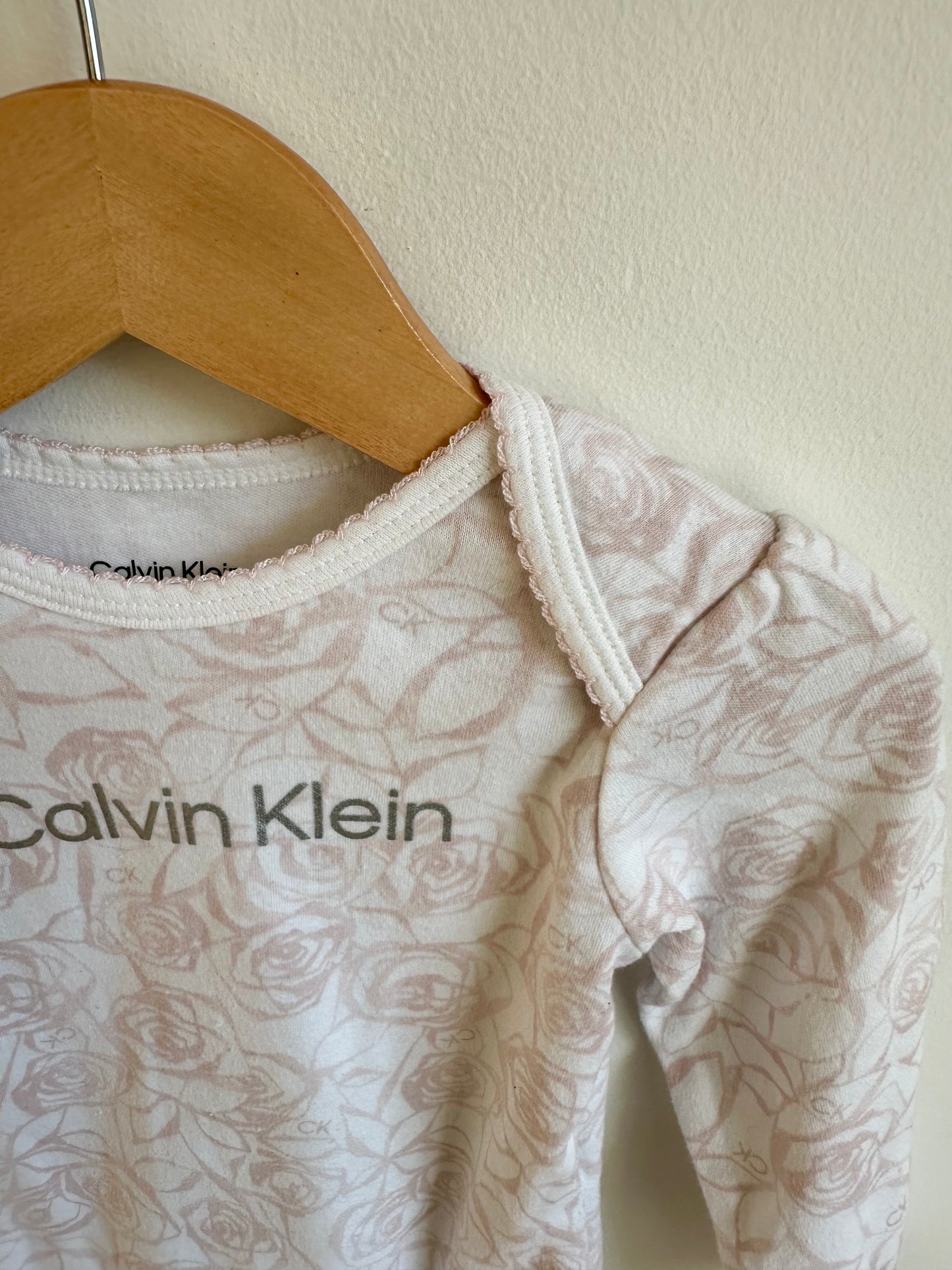 Calvin Klein Rose Bodysuit / 18m