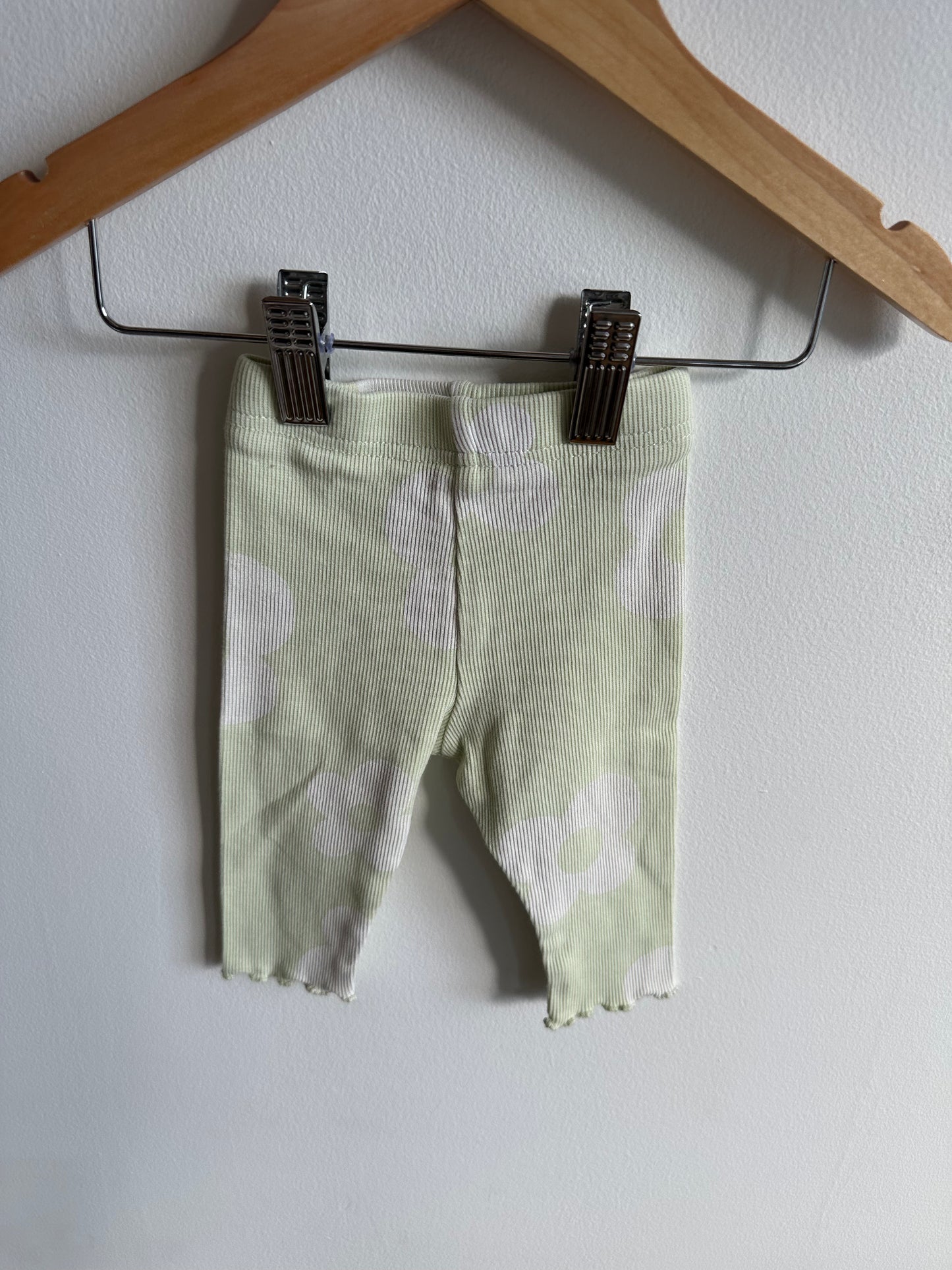 Pastel Green Flower Pants / 3-6m