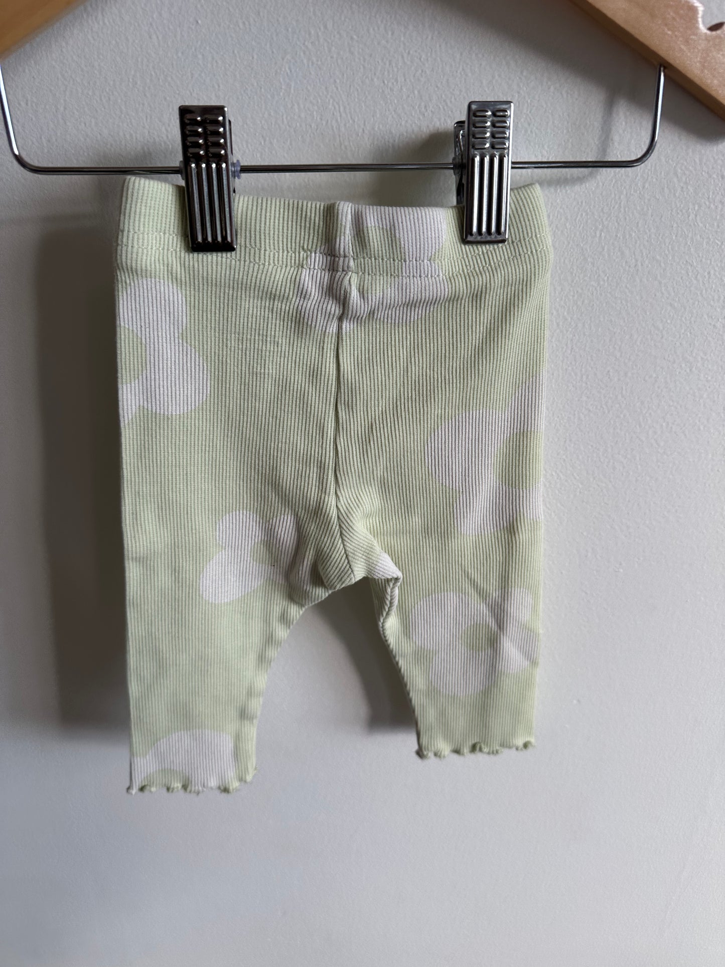 Pastel Green Flower Pants / 3-6m