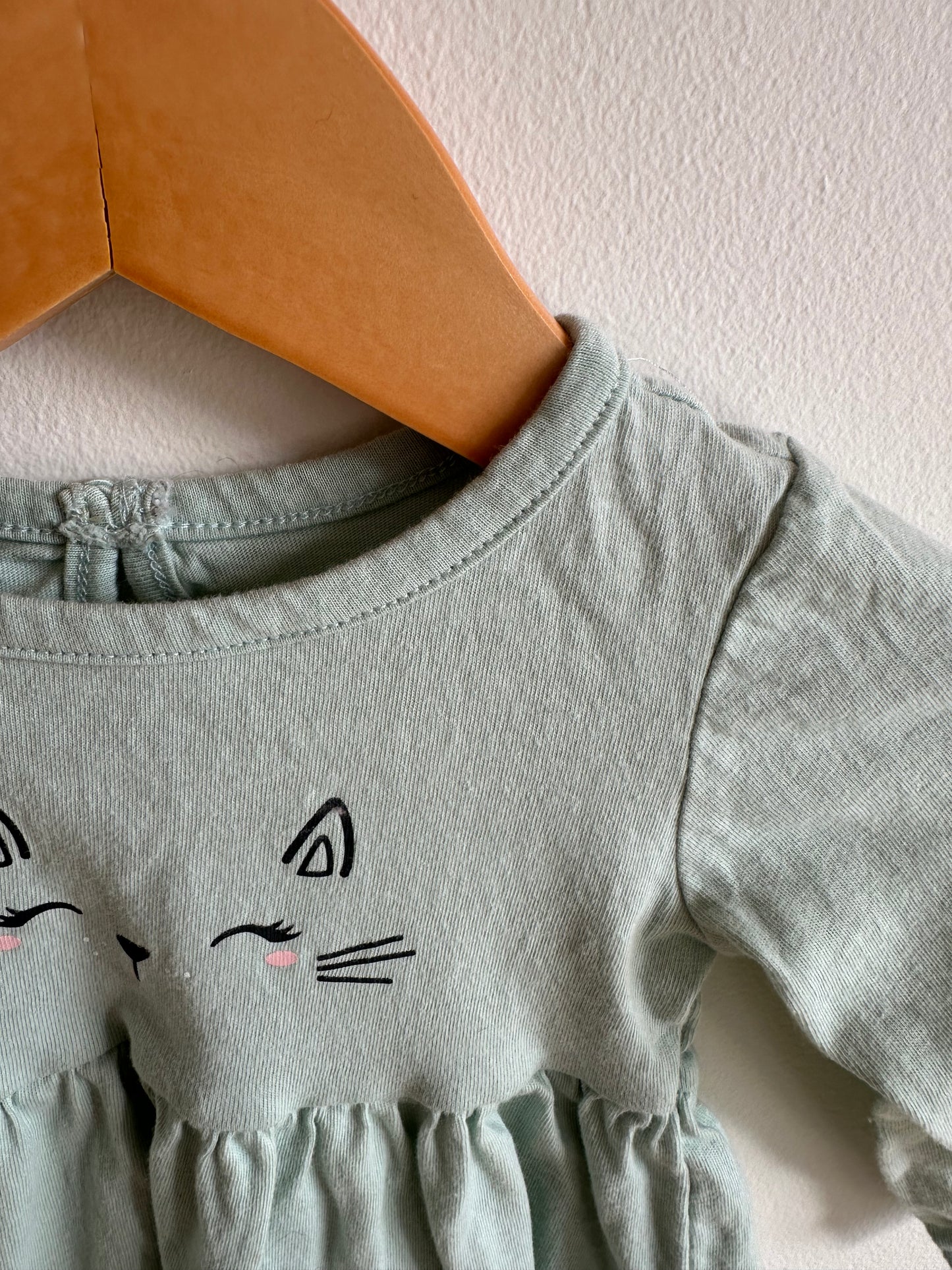 Cat Face Billowy Top / 3-6m