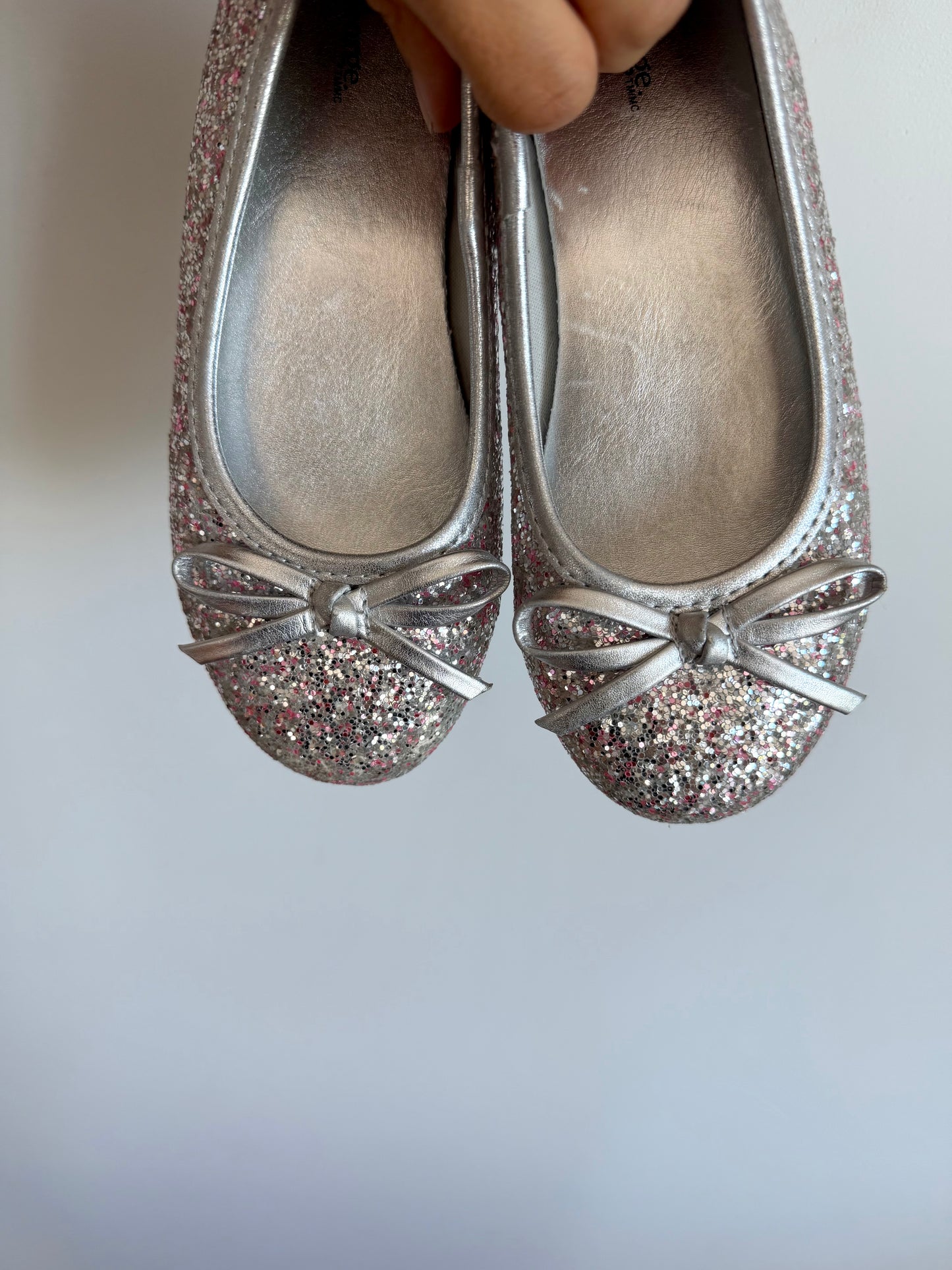 Ballet Flat Sparkly Shoes / Size 11 Little Kid