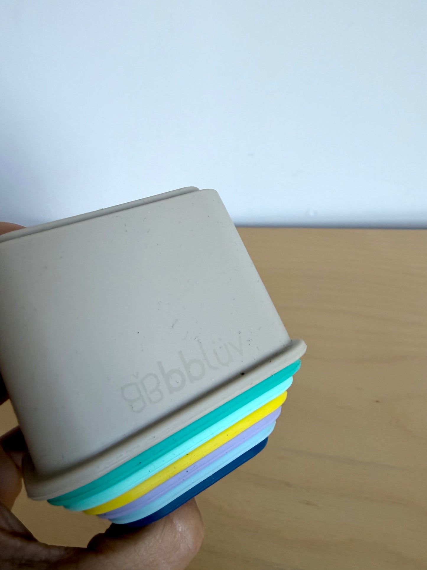 Colorful Nesting Square Cups (No Shipping)