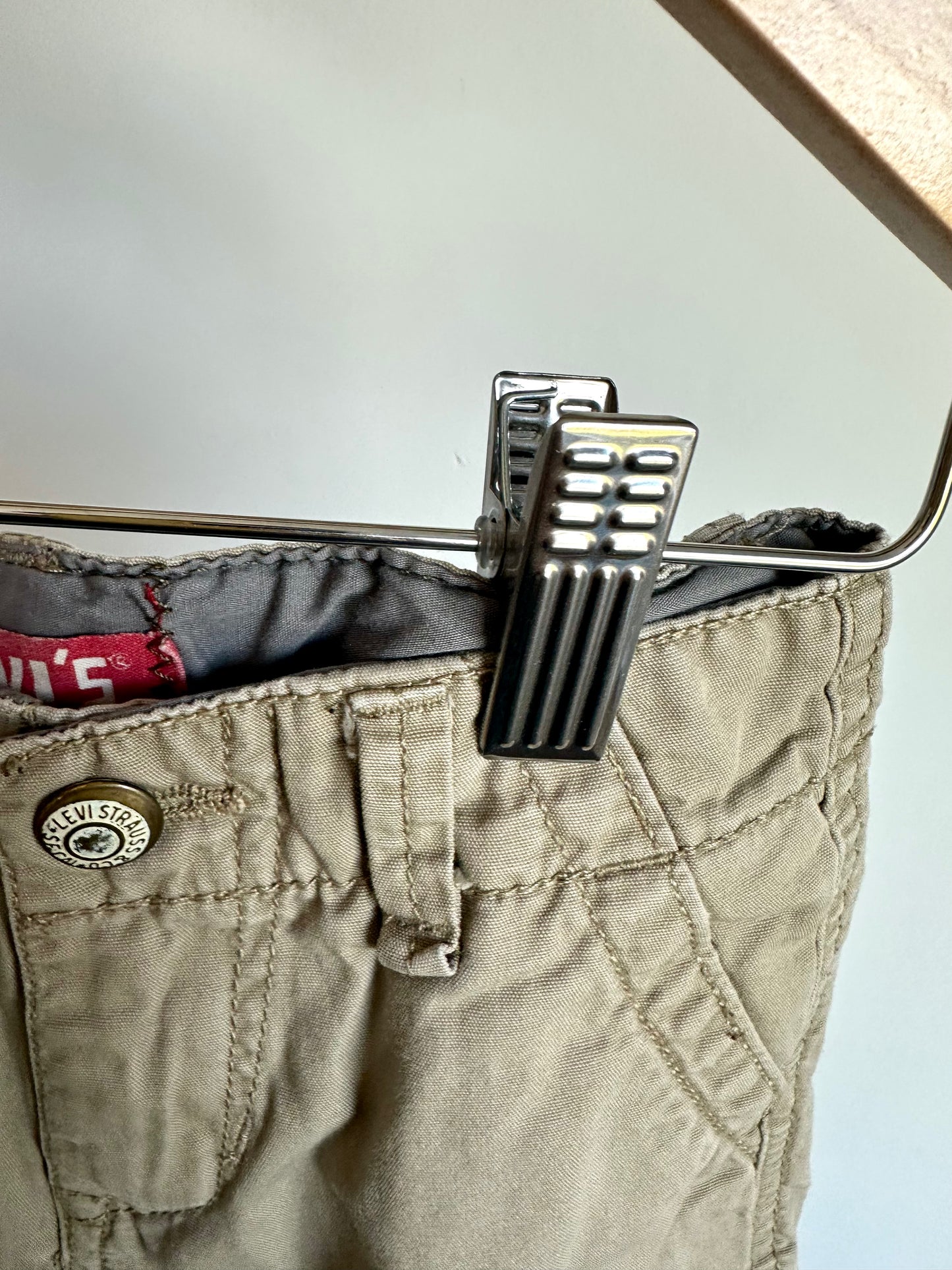 Tan Cargo Shorts / 3T