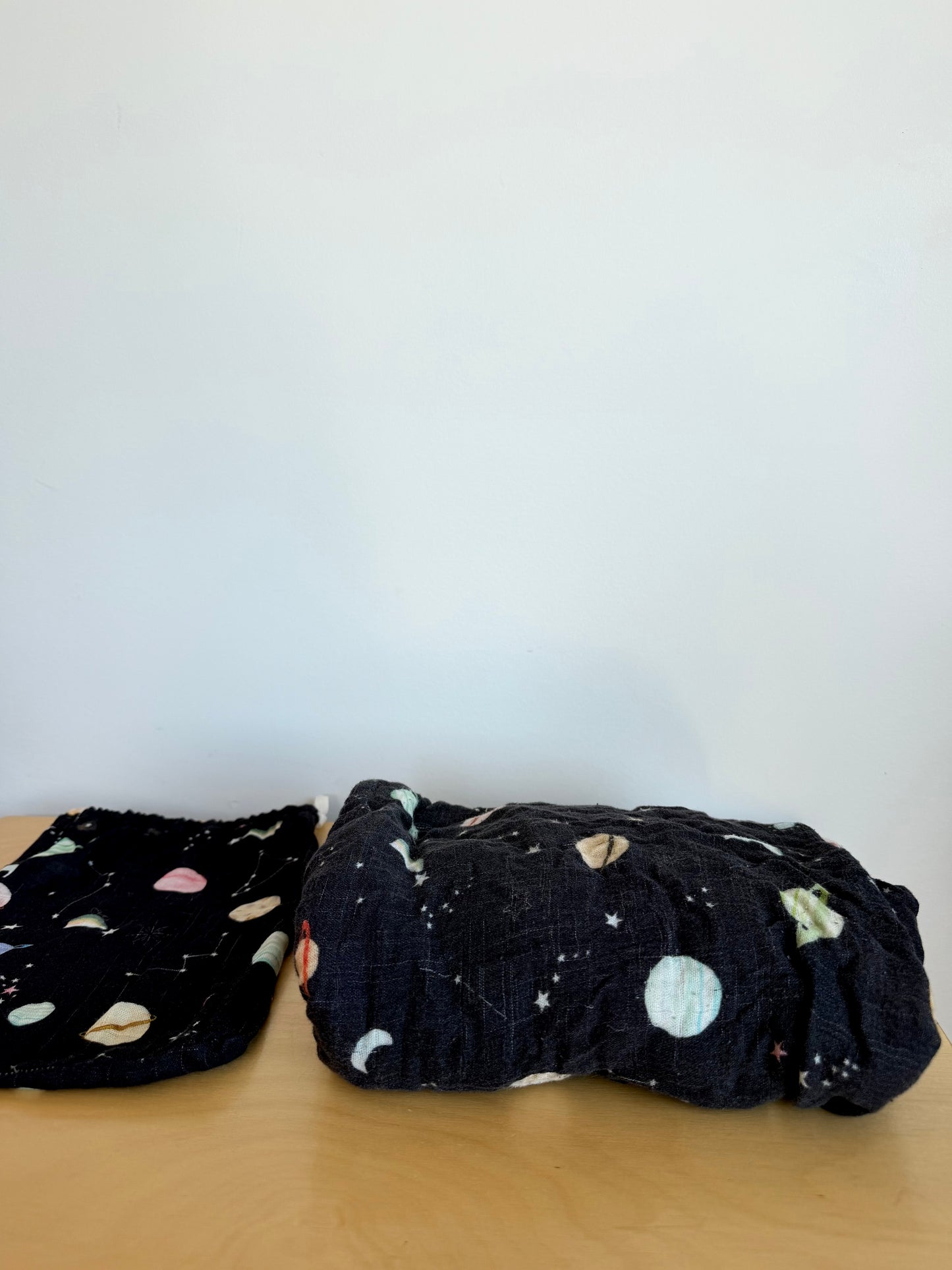 Loulou Space Fitted Crib Sheet