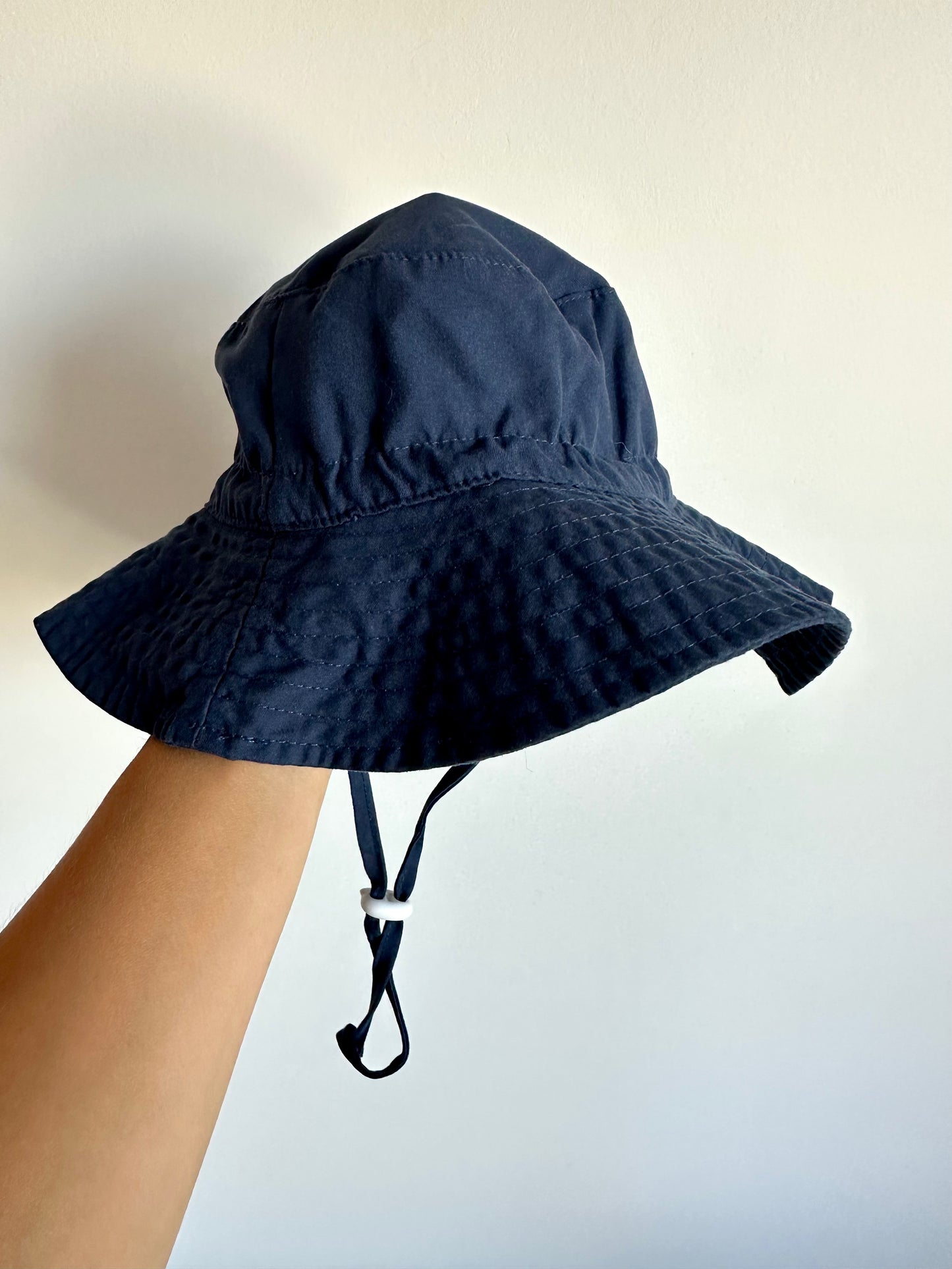 Navy Bucket Hat / 18-24m