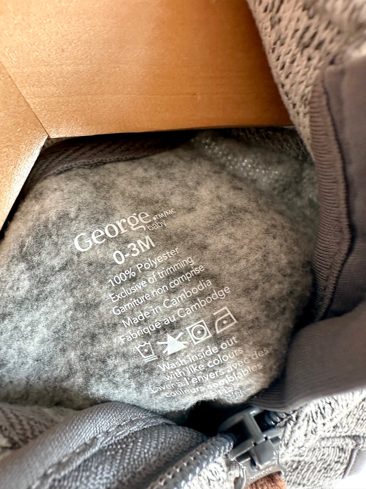 Zipper Grey Sweater / 0-3m