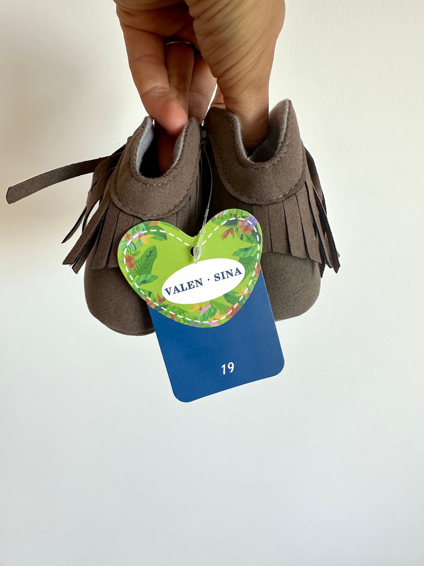 Fringe Brown Boots (With Tags) / Size 3.5 to 4 Infant