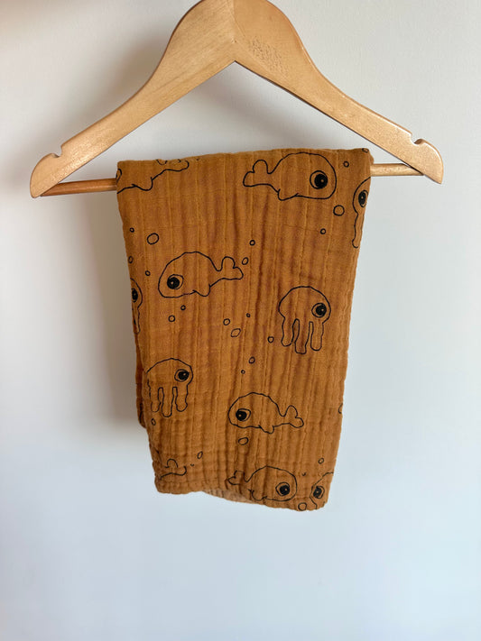 Rust Sea Creature Baby Towel / 0-18m