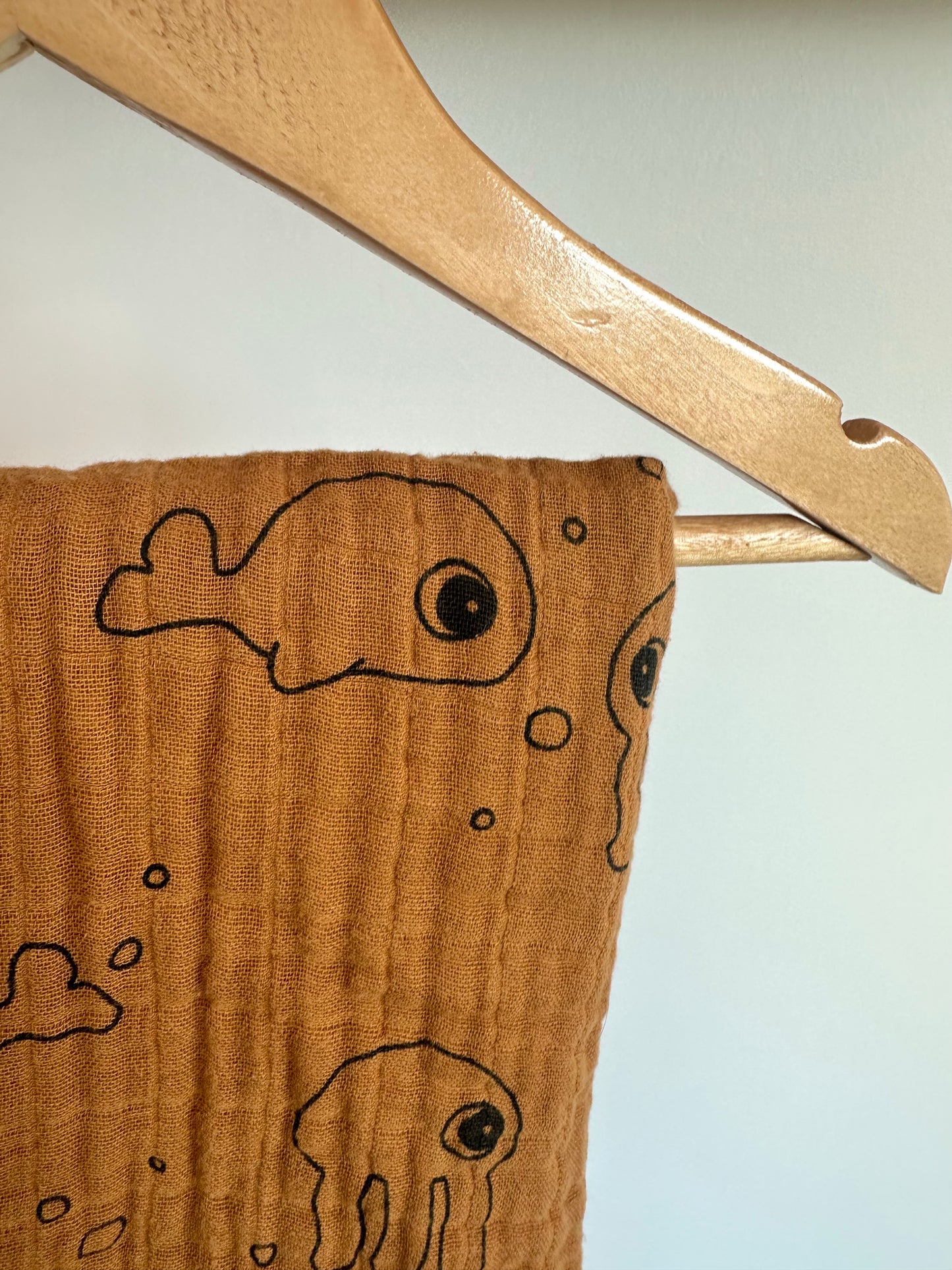 Rust Sea Creature Baby Towel / 0-18m