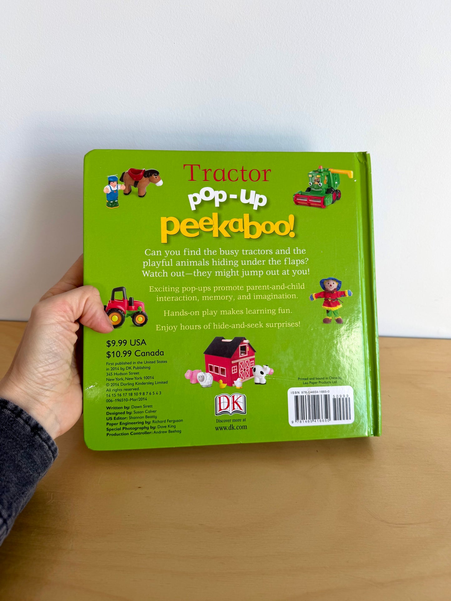 Tractor Pop Up Peekaboo Book / 0-3 years