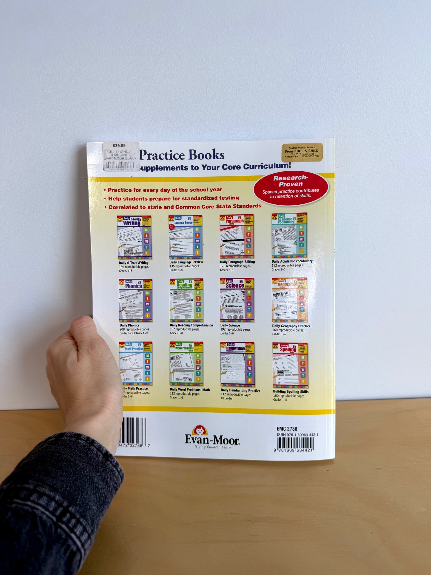 Grade 2 Daily Phonics Book / 7-8 years