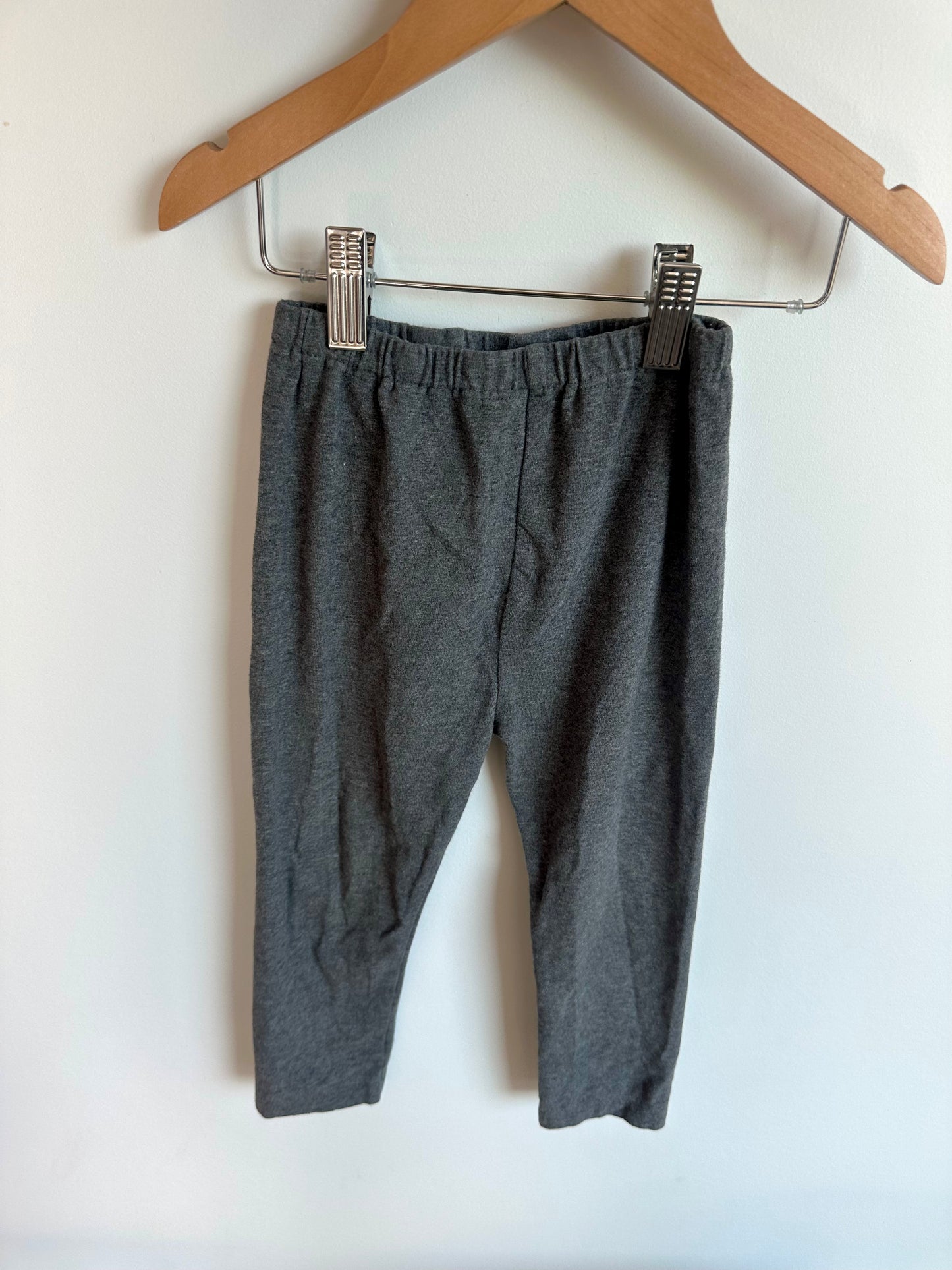 Grey Leggings with Back Pocket / 2T?
