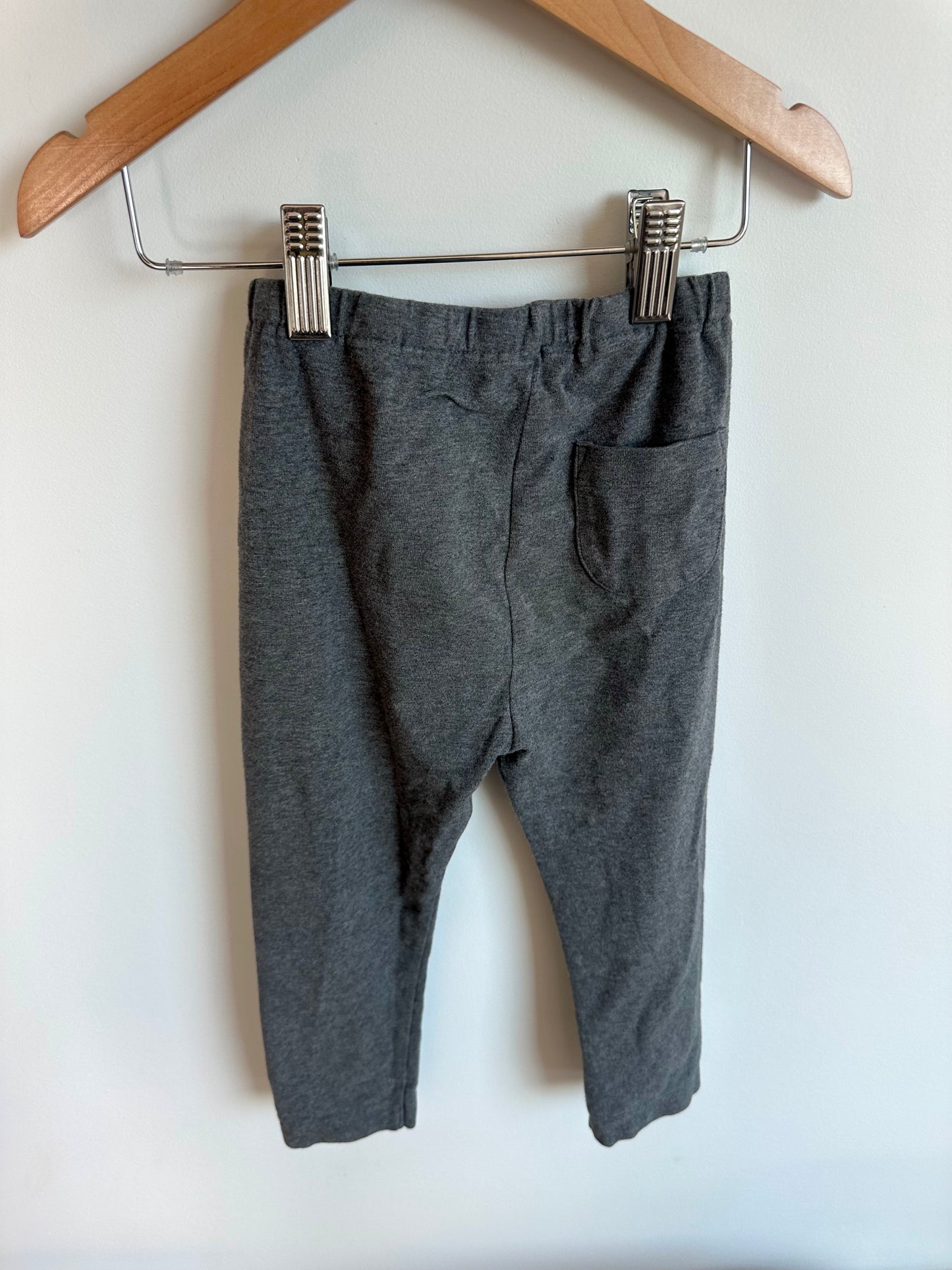 Grey Leggings with Back Pocket / 2T?