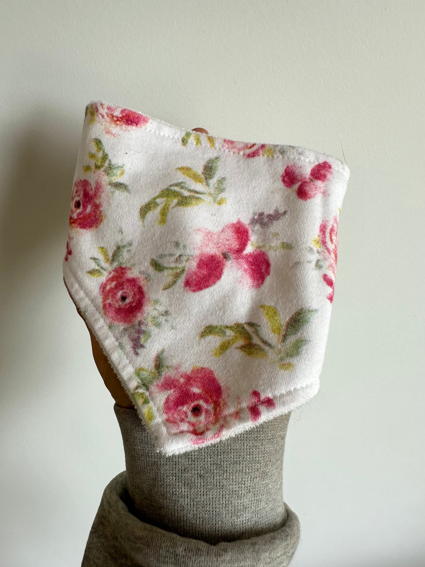 Set of Mixed Triangle Bibs (5)