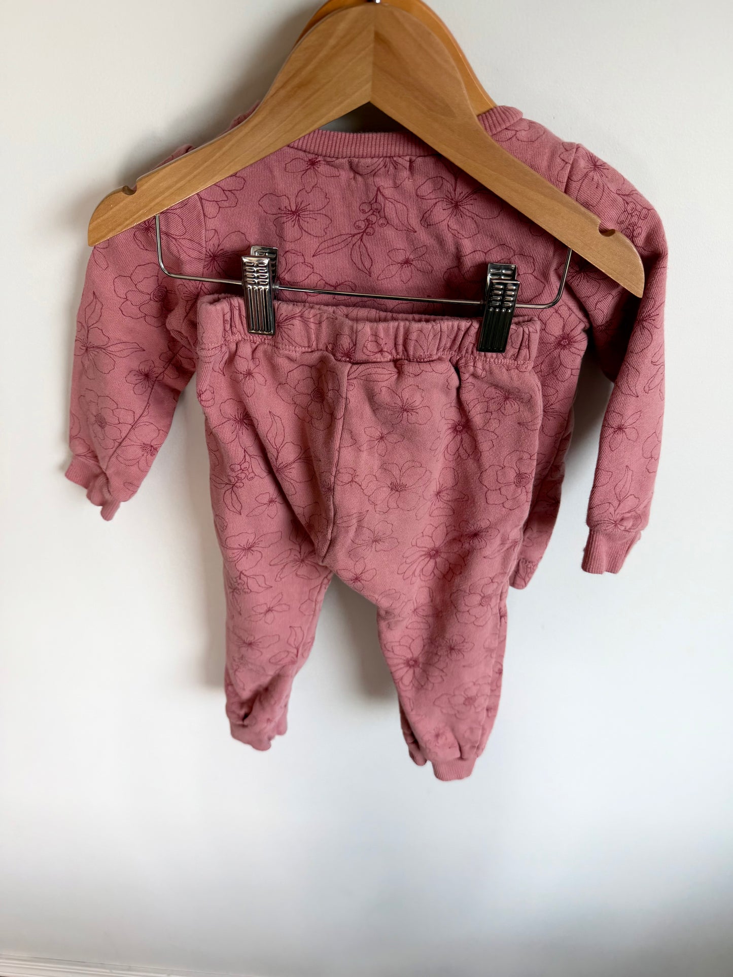 Rouge Outline Flower Sweater + Pants Set (PLAY) / 24m