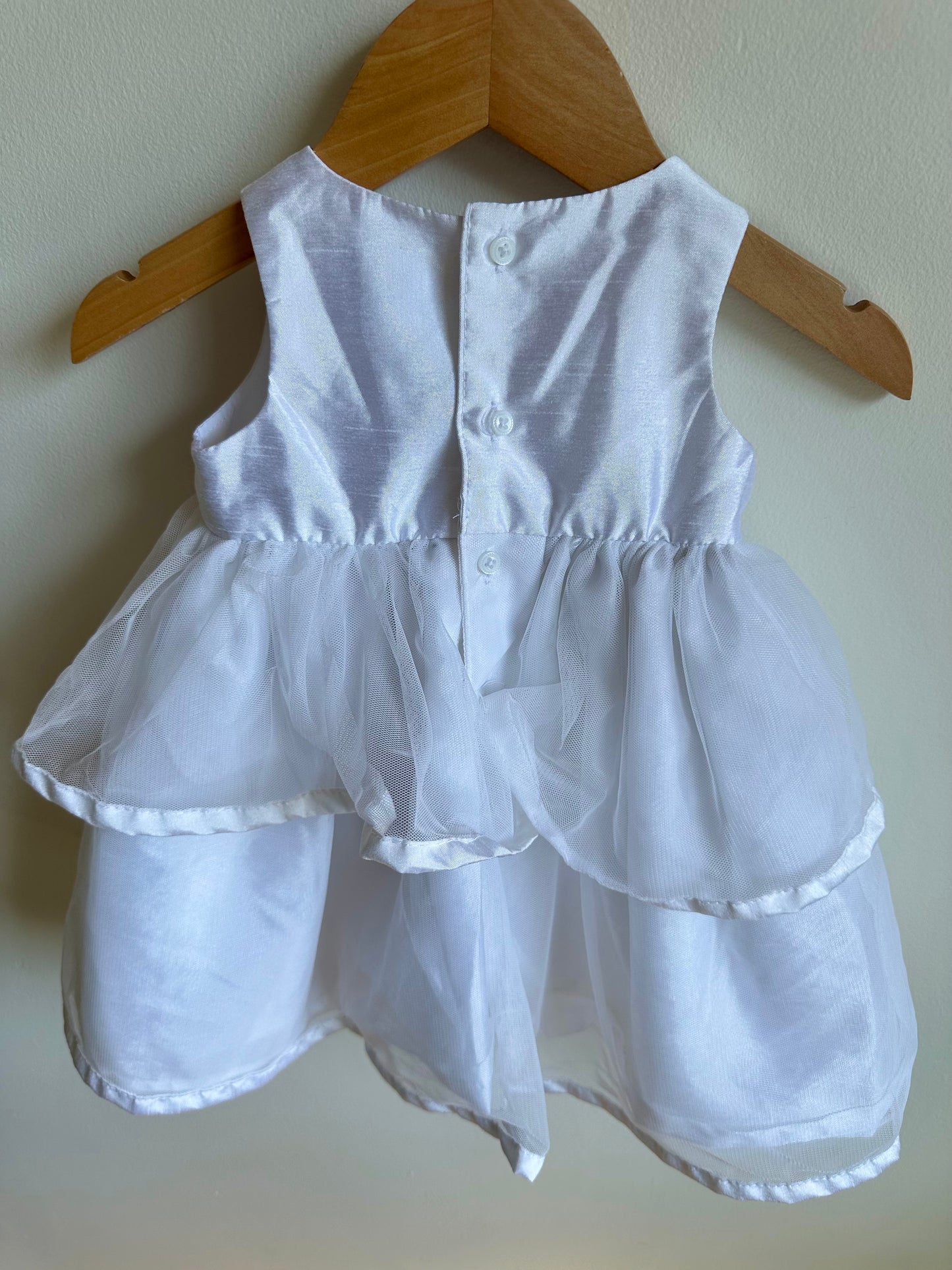 Formal White Dress with Flower Detail / 9m