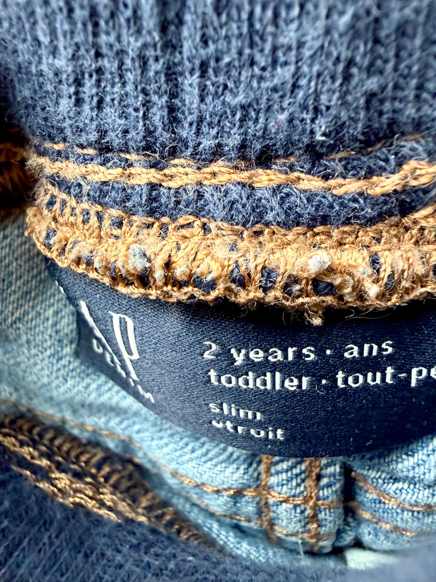Gap Jeans with Navy Waistband / 2T