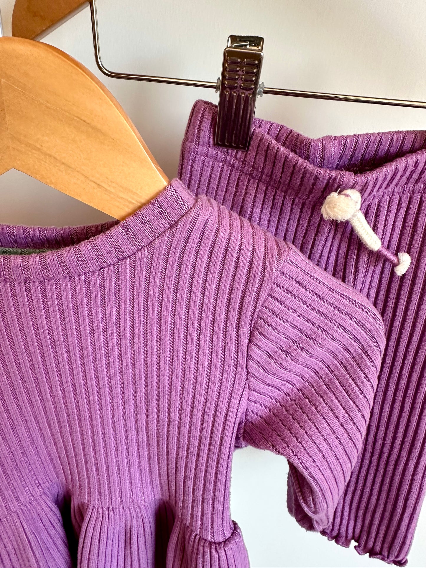 Purple Ribbed Dress + Pants Set / 3-6m