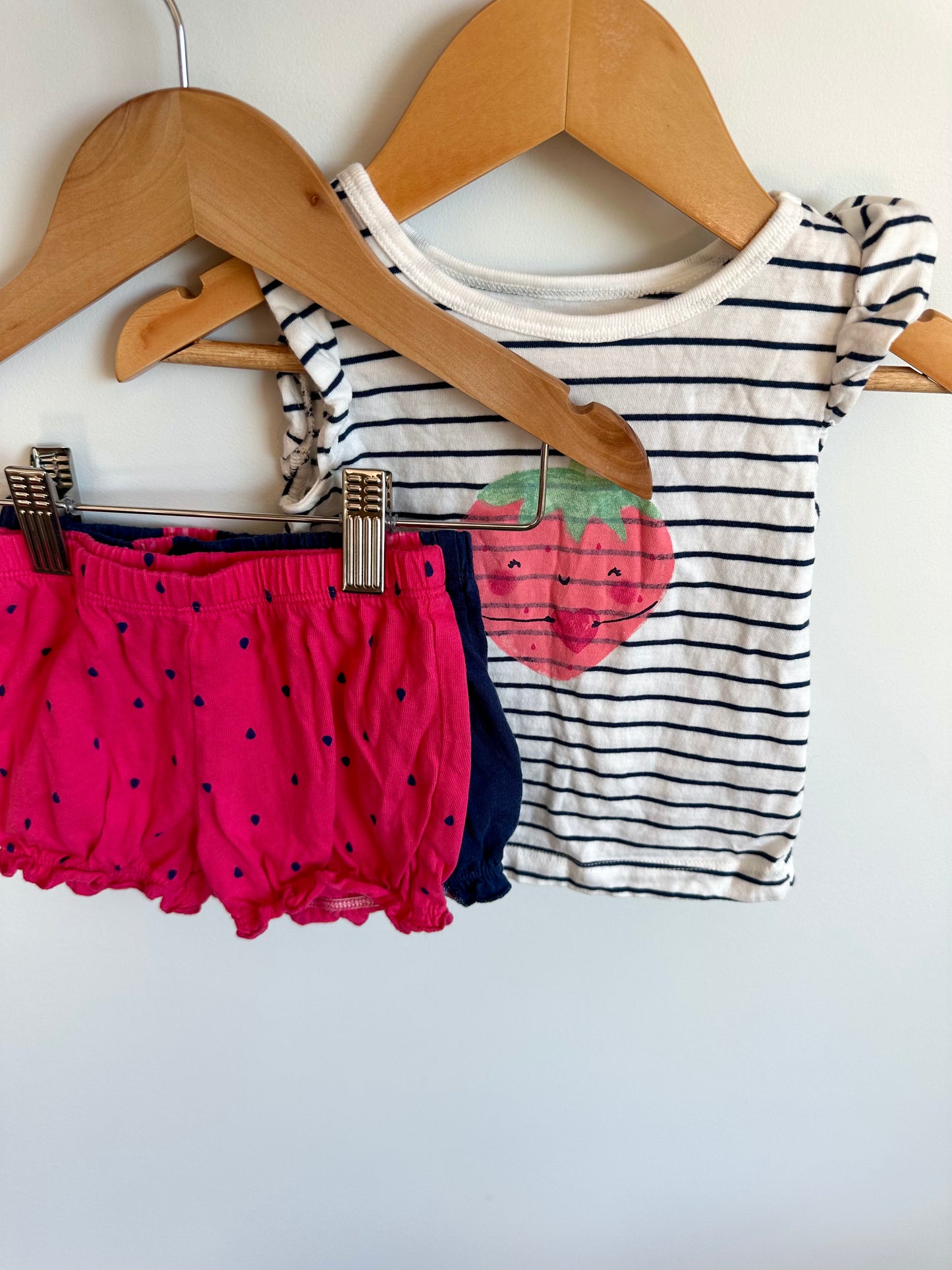 Strawberry Tank + 2 Shorts Set / 9m