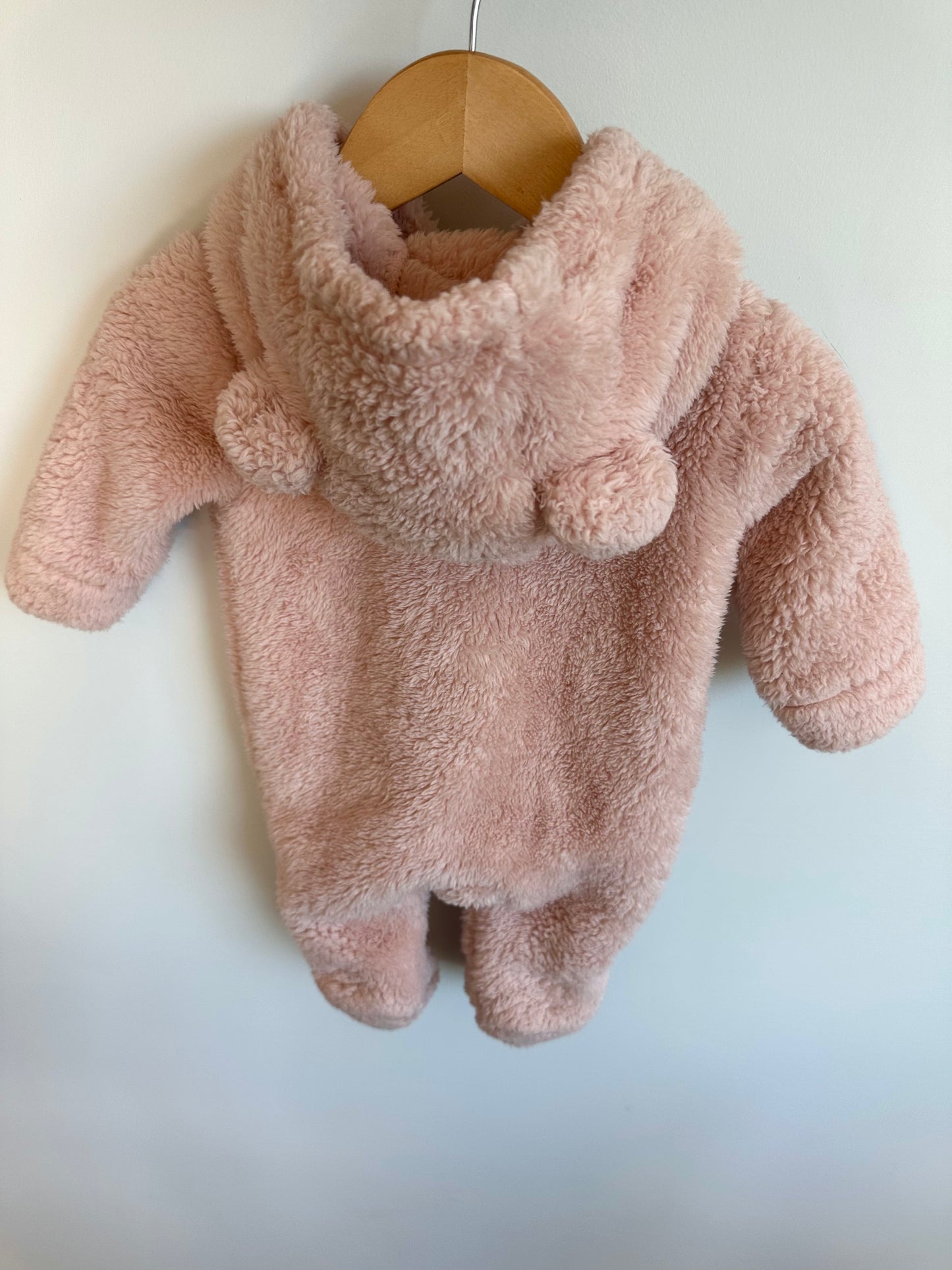 Pink Fuzzy Bunting Suit / 0-3m