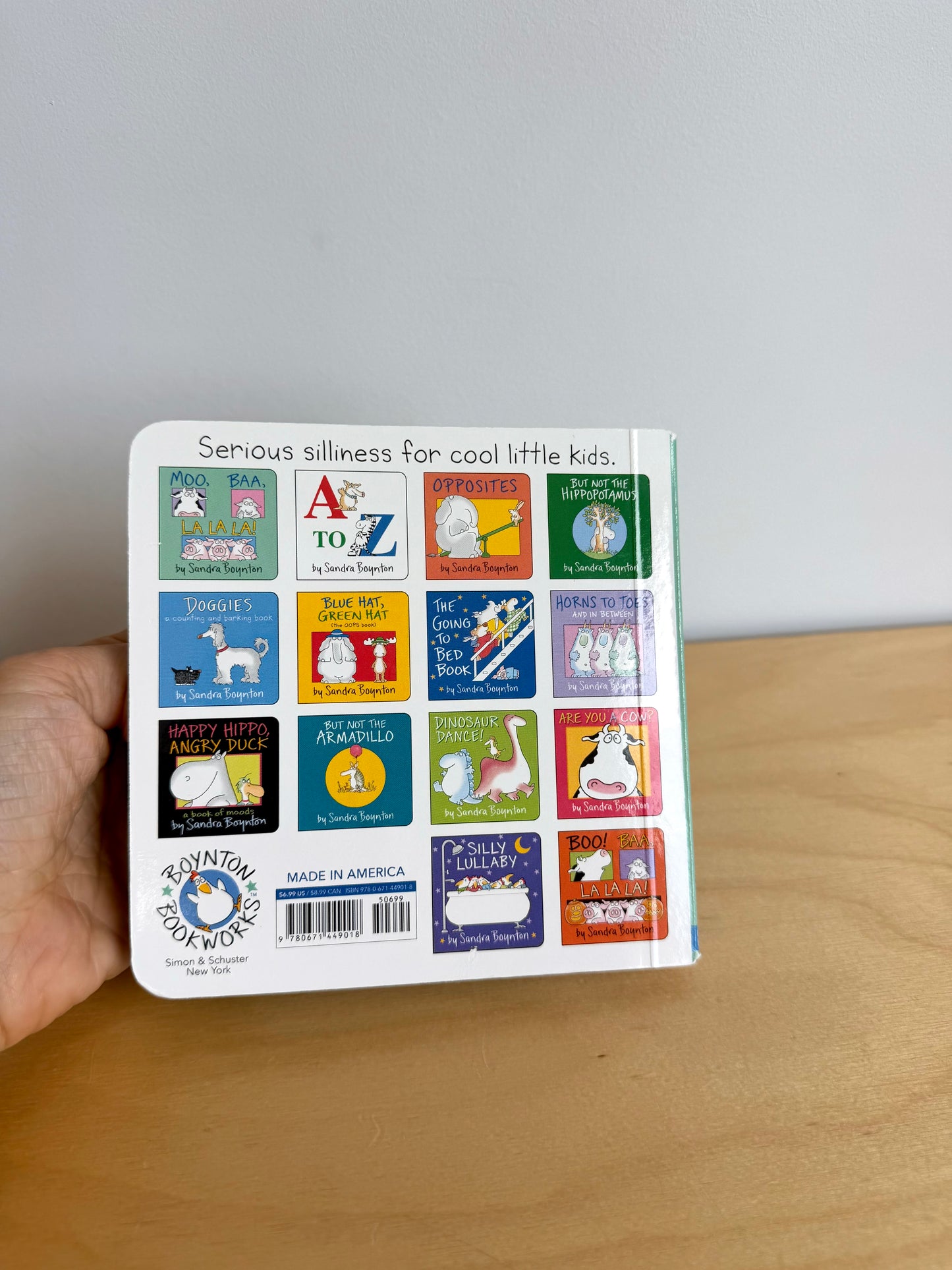 Moo, Baa, La La La! Book / 0-3 years